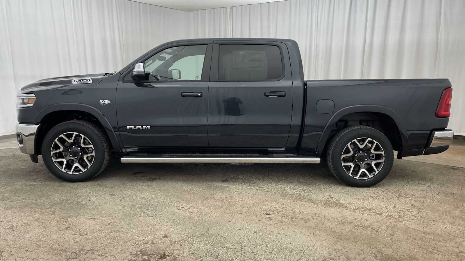 Thumbnail: 2026 RAM 1500 - 32