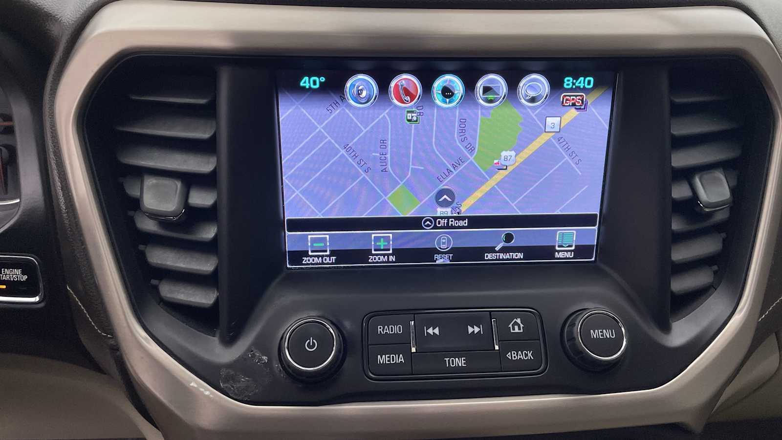 Thumbnail: 2017 GMC Acadia - 4