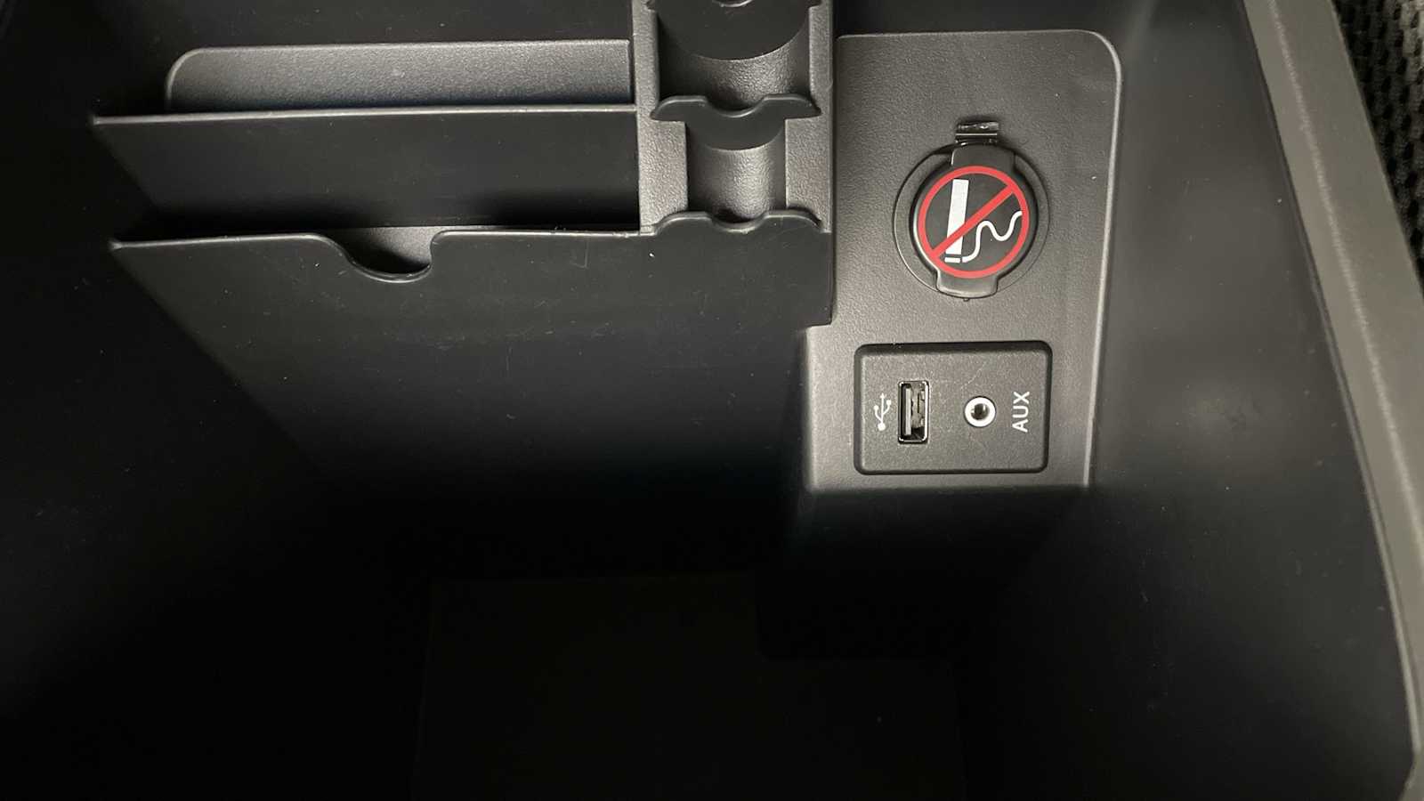Thumbnail: 2016 Nissan Frontier - 17