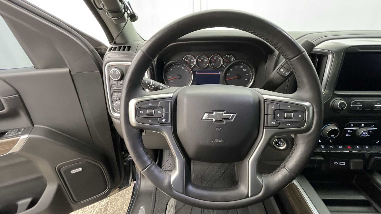 Thumbnail: 2019 Chevrolet Silverado 1500 - 11