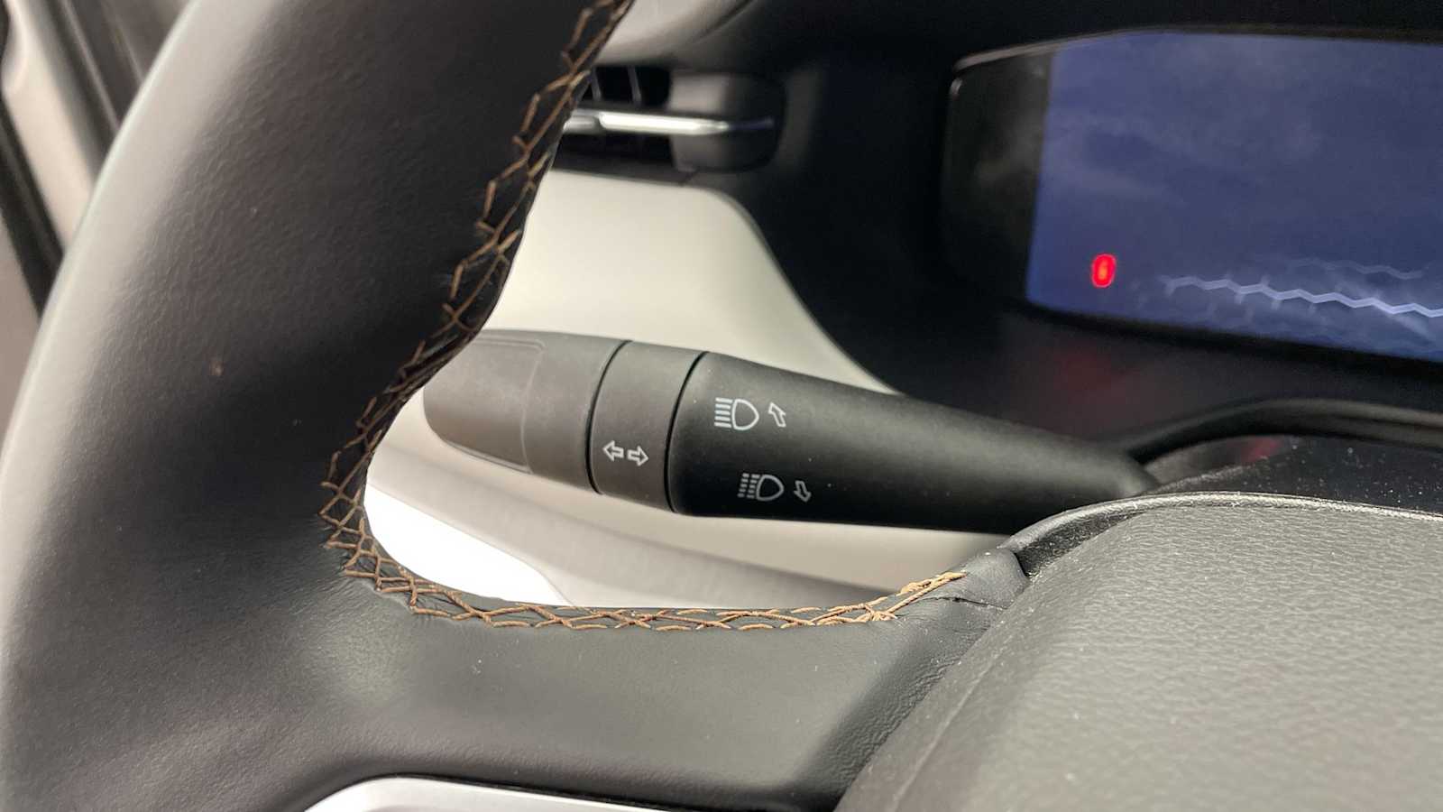 Thumbnail: 2022 Jeep Compass - 18