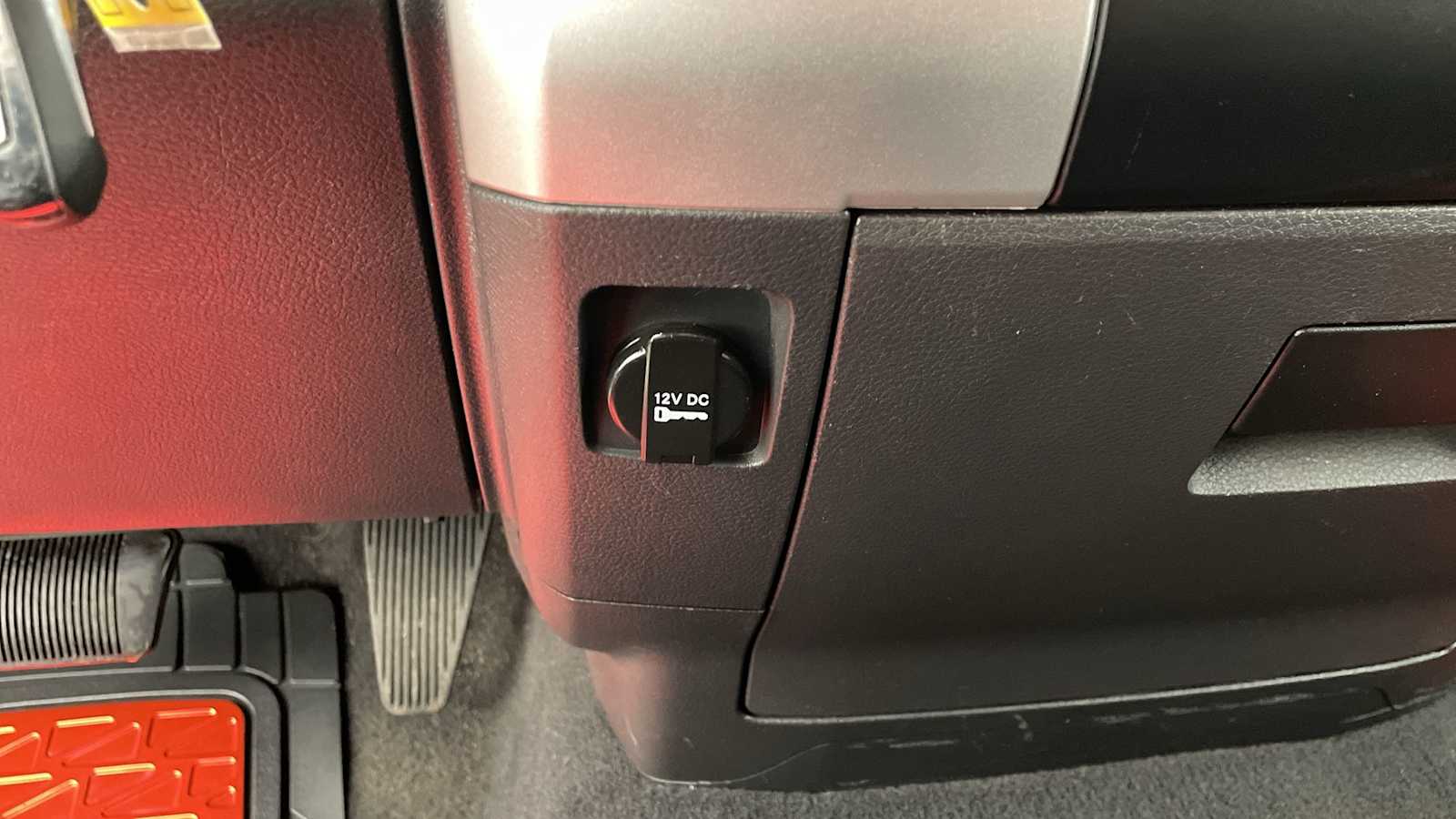 Thumbnail: 2011 RAM 1500 - 17