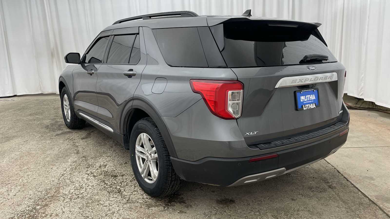 Thumbnail: 2022 Ford Explorer - 31