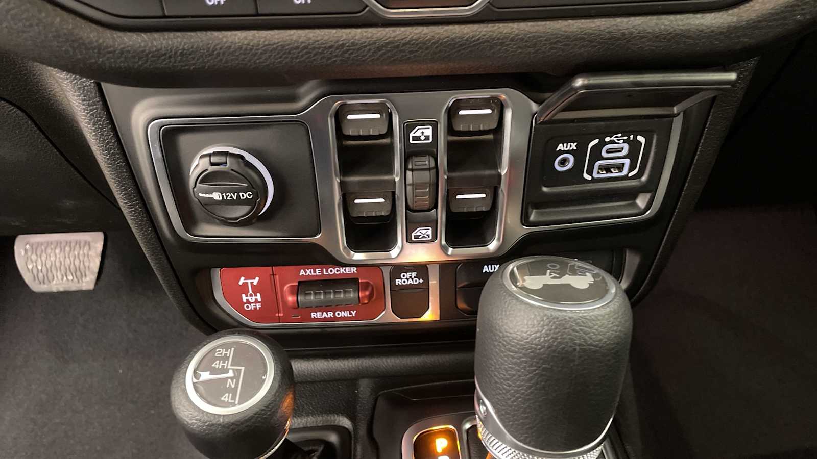 Thumbnail: 2026 Jeep Wrangler - 19