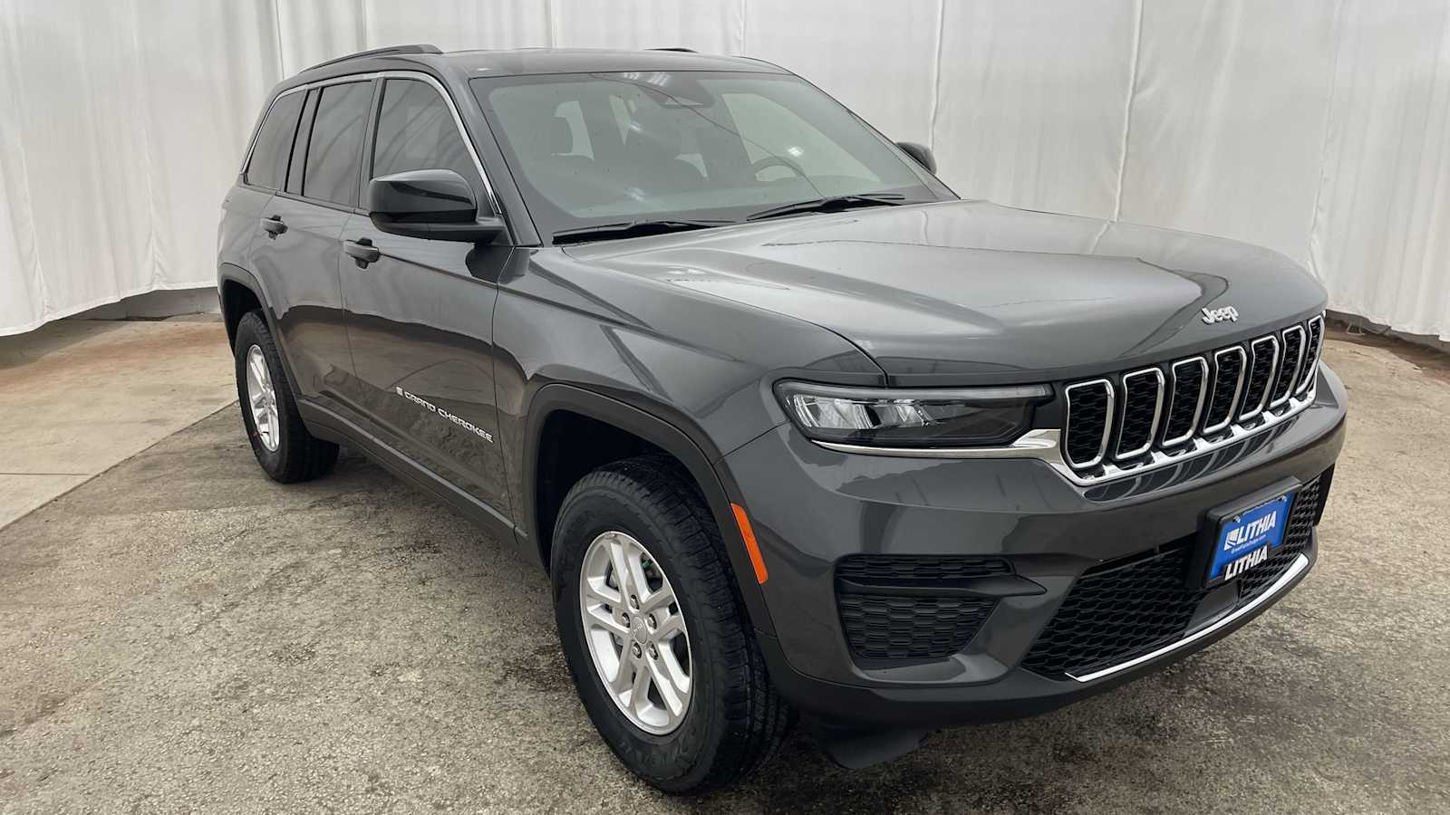 Thumbnail: 2025 Jeep Grand Cherokee - 36