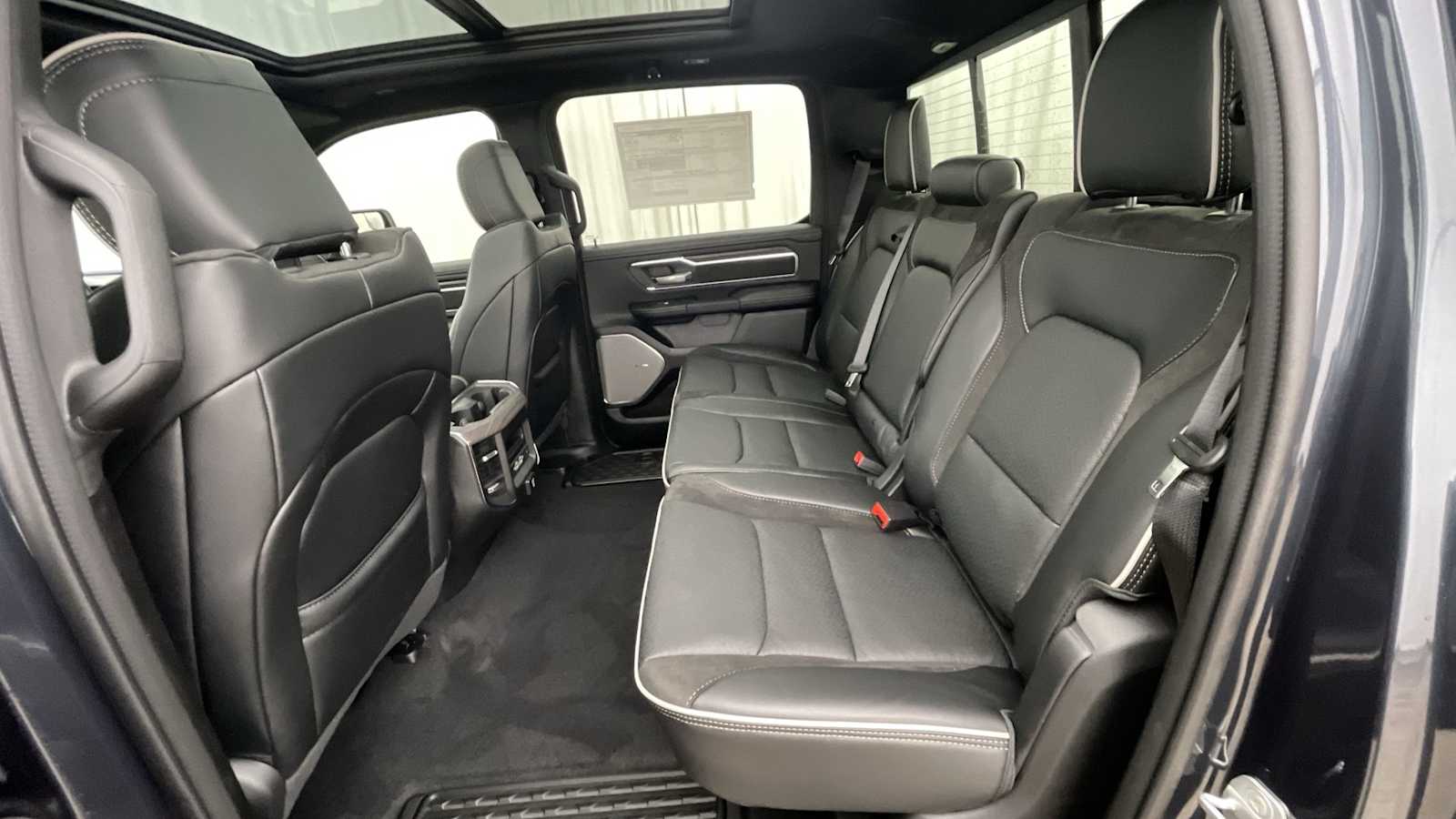 Thumbnail: 2026 RAM 1500 - 10