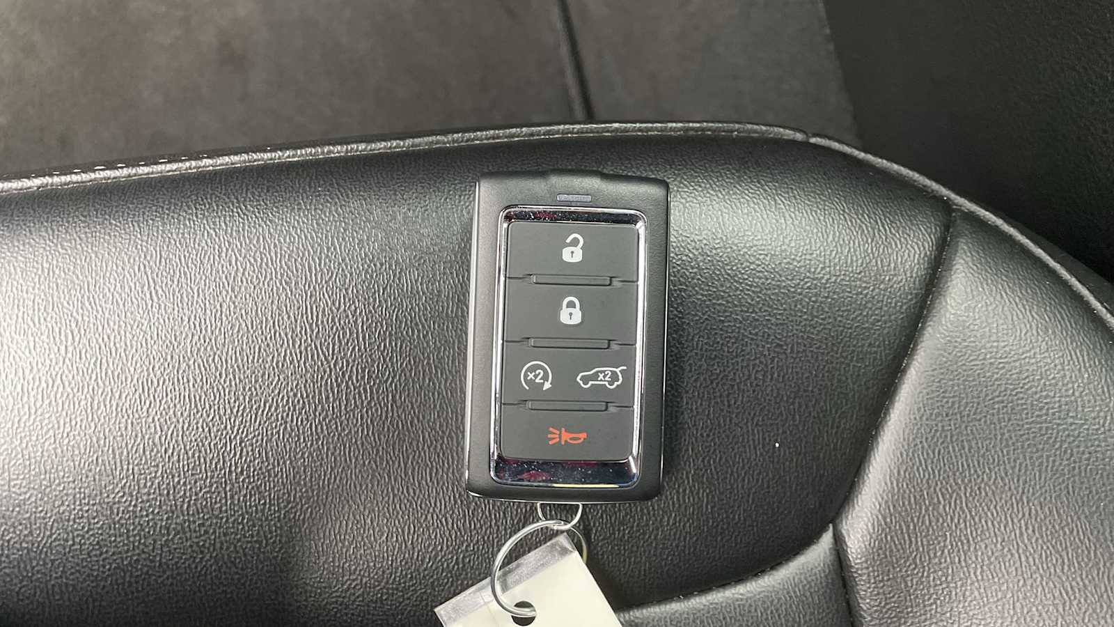 Thumbnail: 2023 Jeep Grand Cherokee - 24