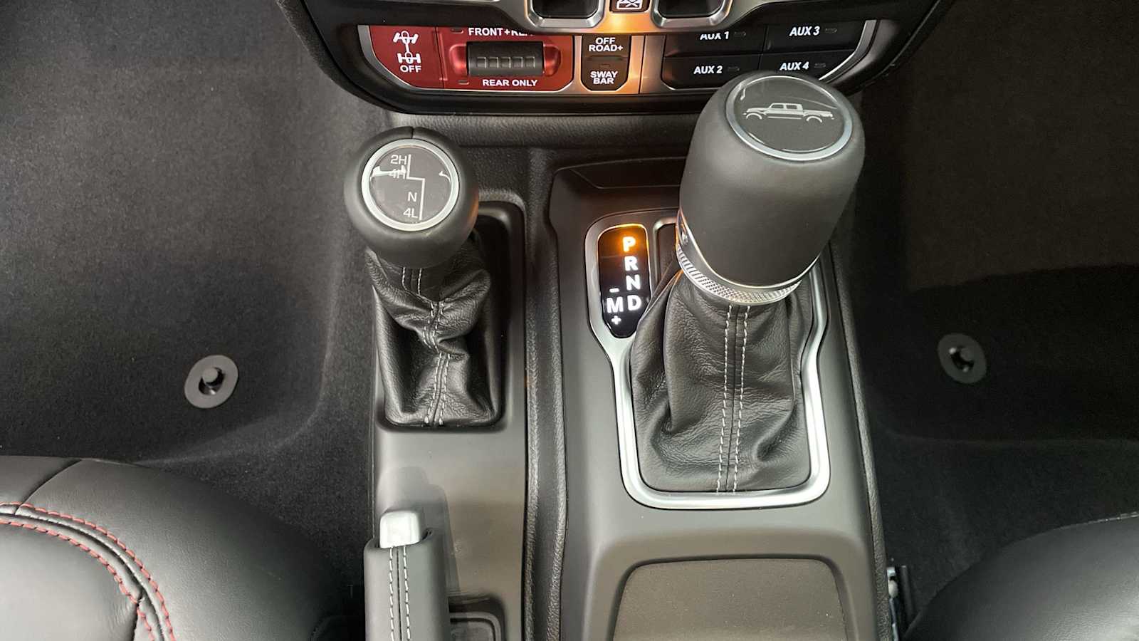 Thumbnail: 2026 Jeep Gladiator - 21