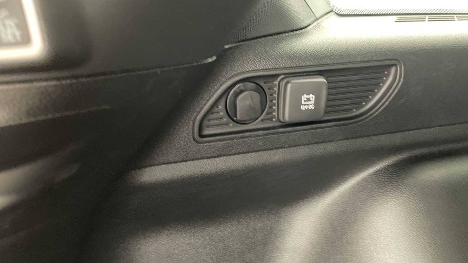 Thumbnail: 2026 Jeep Grand Cherokee - 27