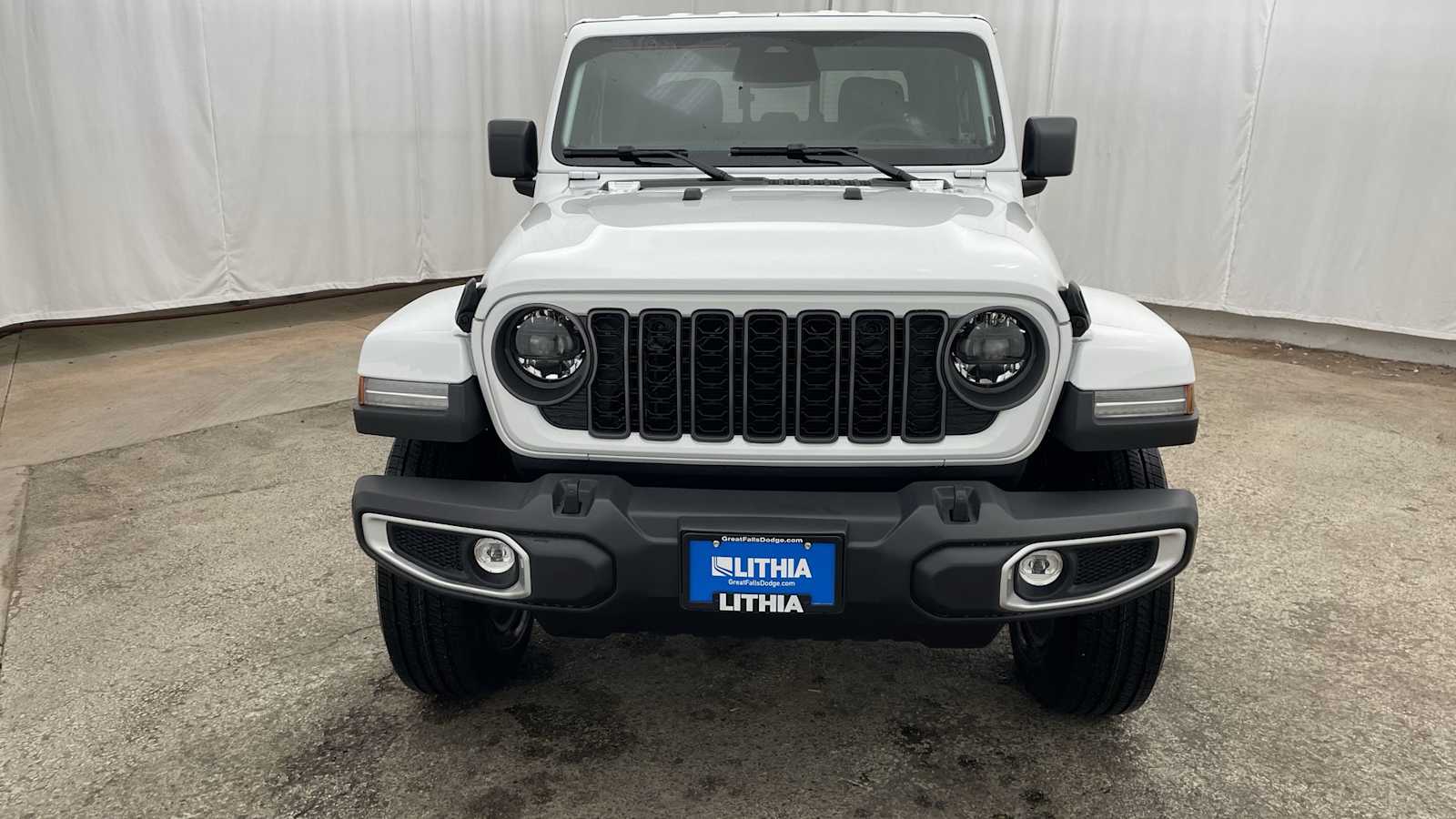 Thumbnail: 2026 Jeep Gladiator - 37