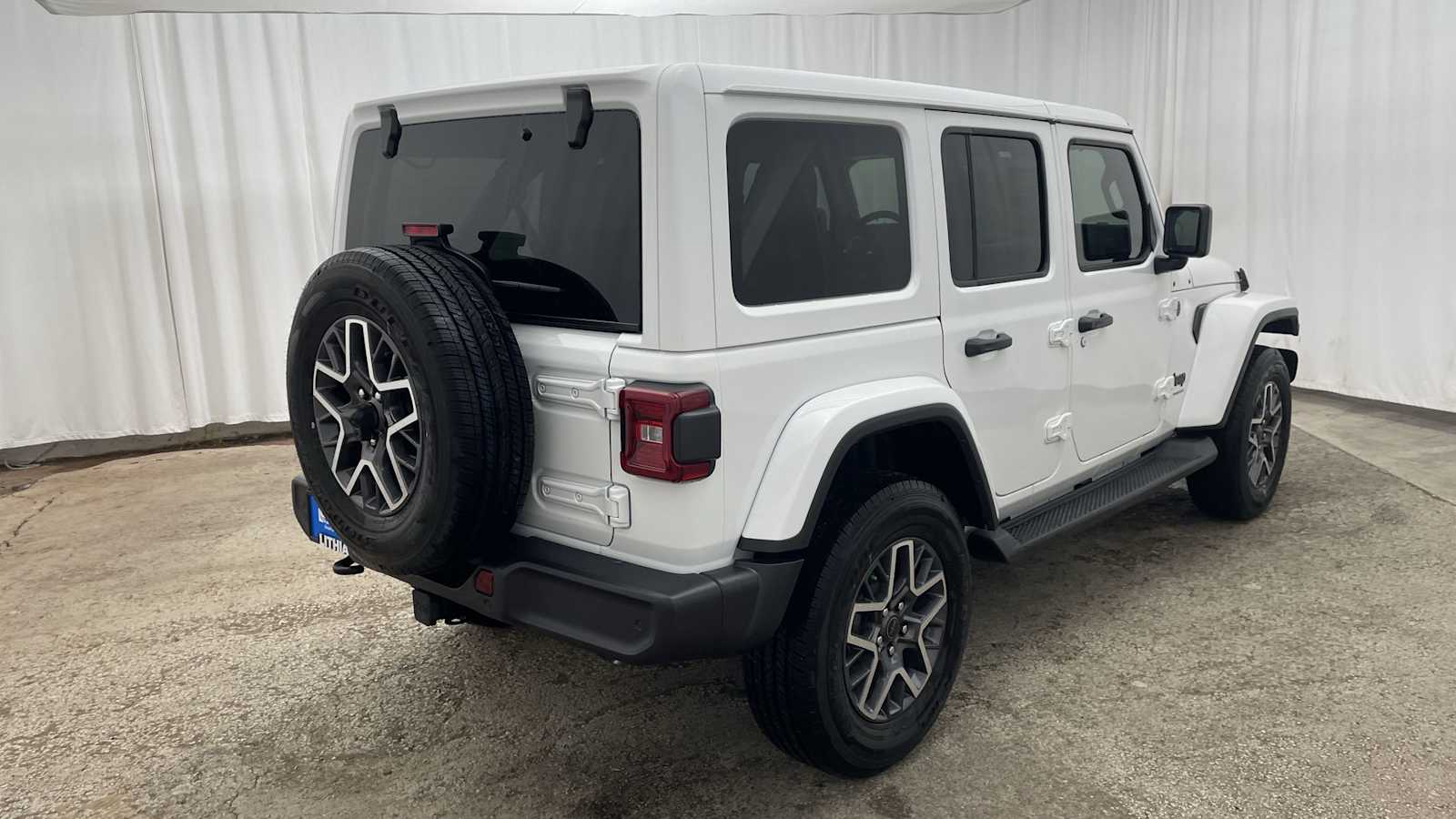 Thumbnail: 2026 Jeep Wrangler - 37