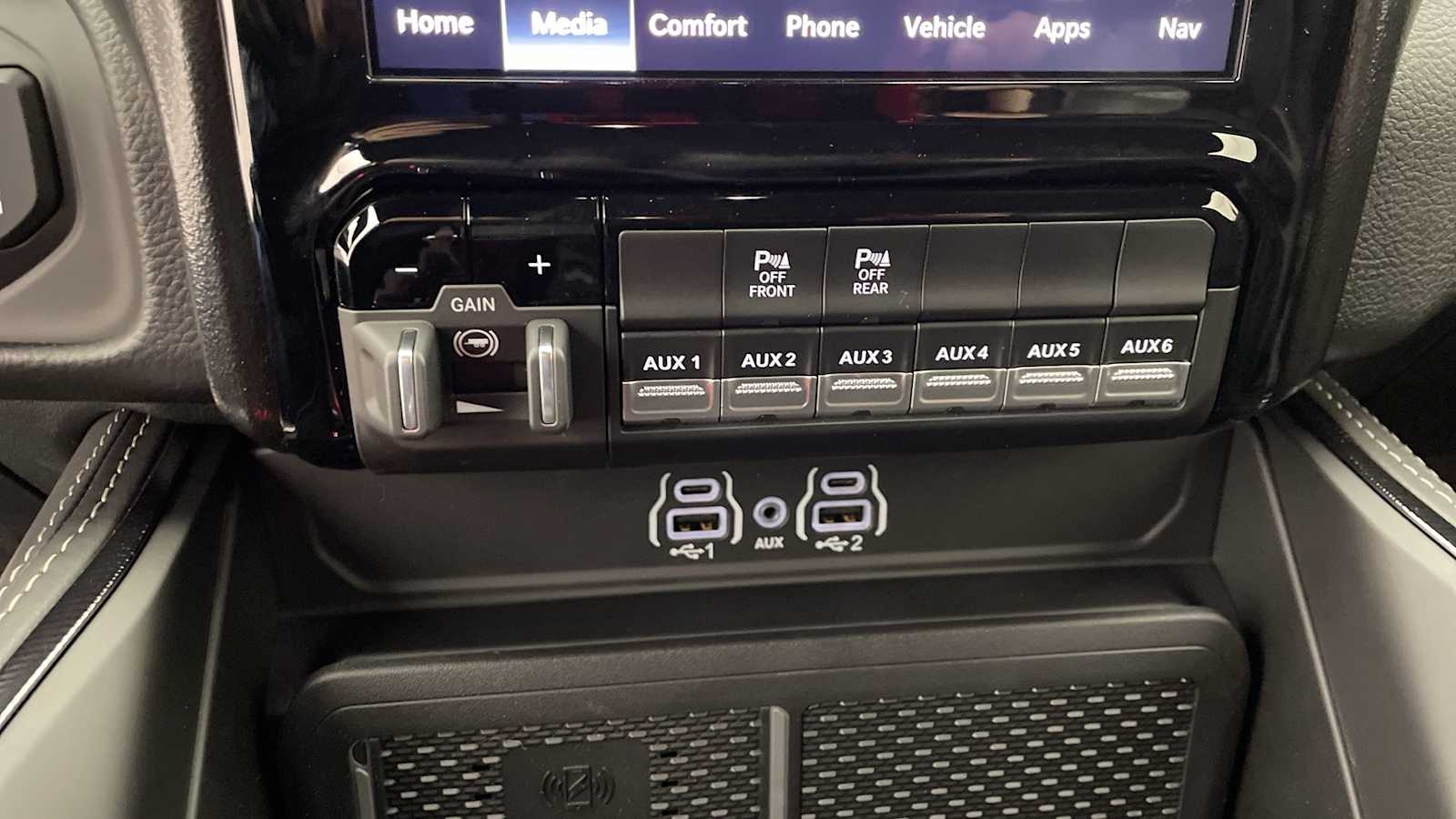Thumbnail: 2026 RAM 1500 - 23