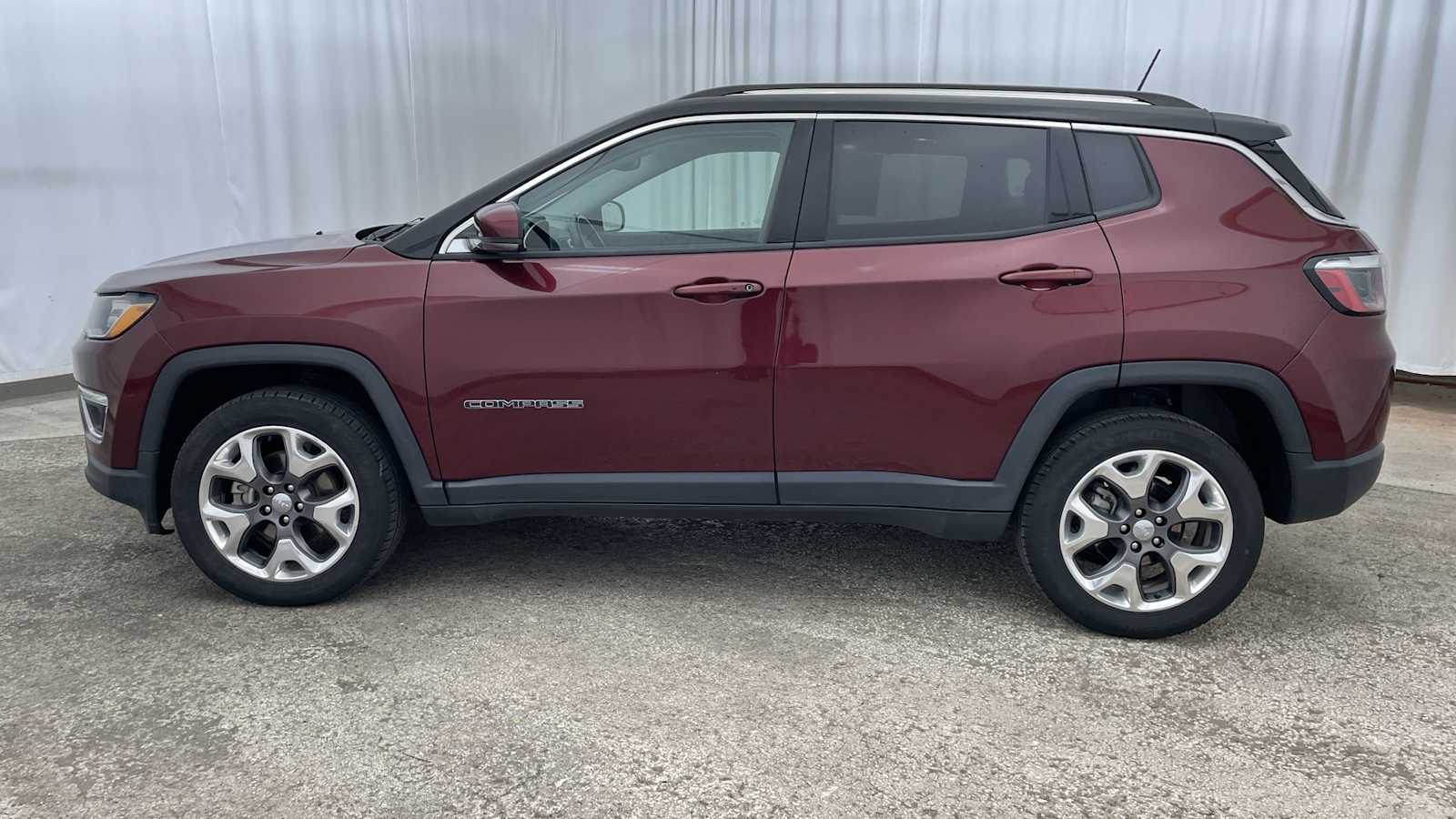 Thumbnail: 2021 Jeep Compass - 29
