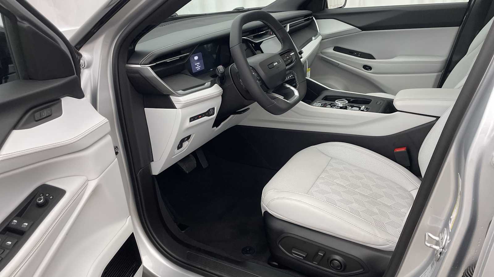 Thumbnail: 2026 Jeep Cherokee - 2