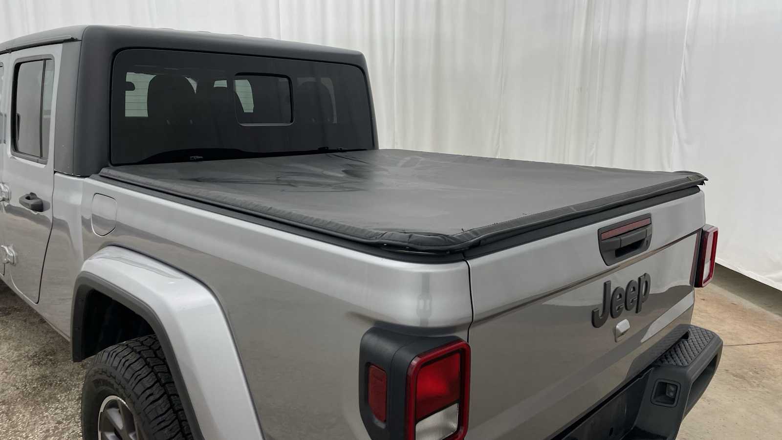 Thumbnail: 2020 Jeep Gladiator - 26