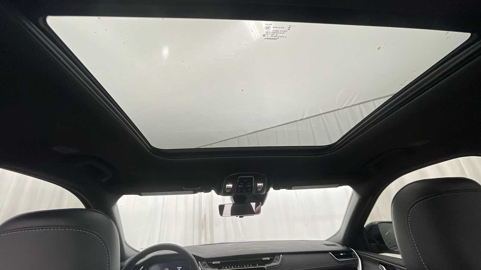 Thumbnail: 2025 Jeep Grand Cherokee - 9