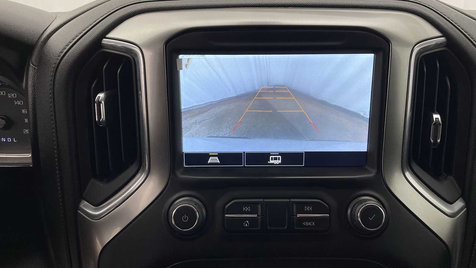 Thumbnail: 2021 Chevrolet Silverado 1500 - 4