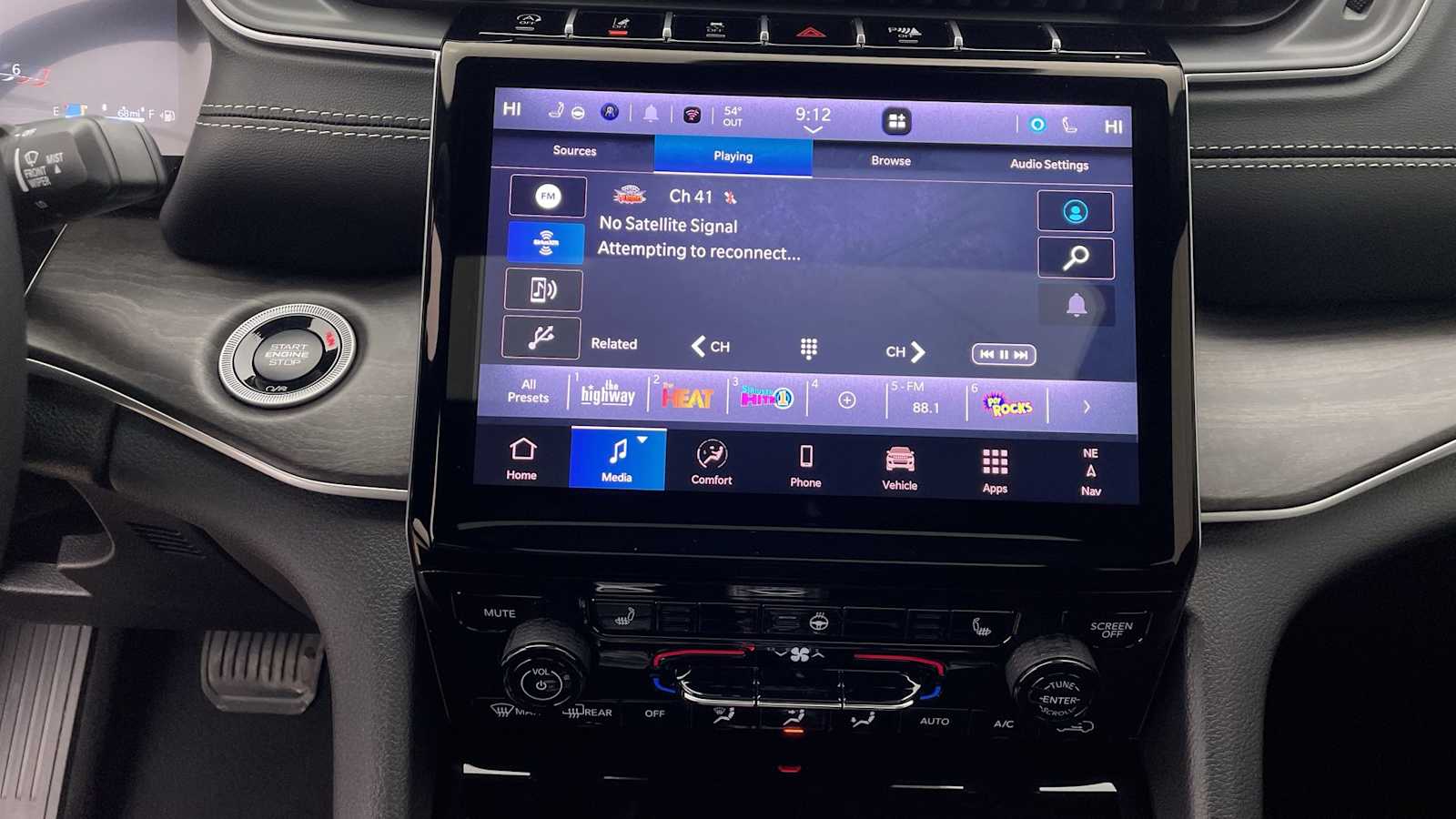 Thumbnail: 2025 Jeep Grand Cherokee - 21