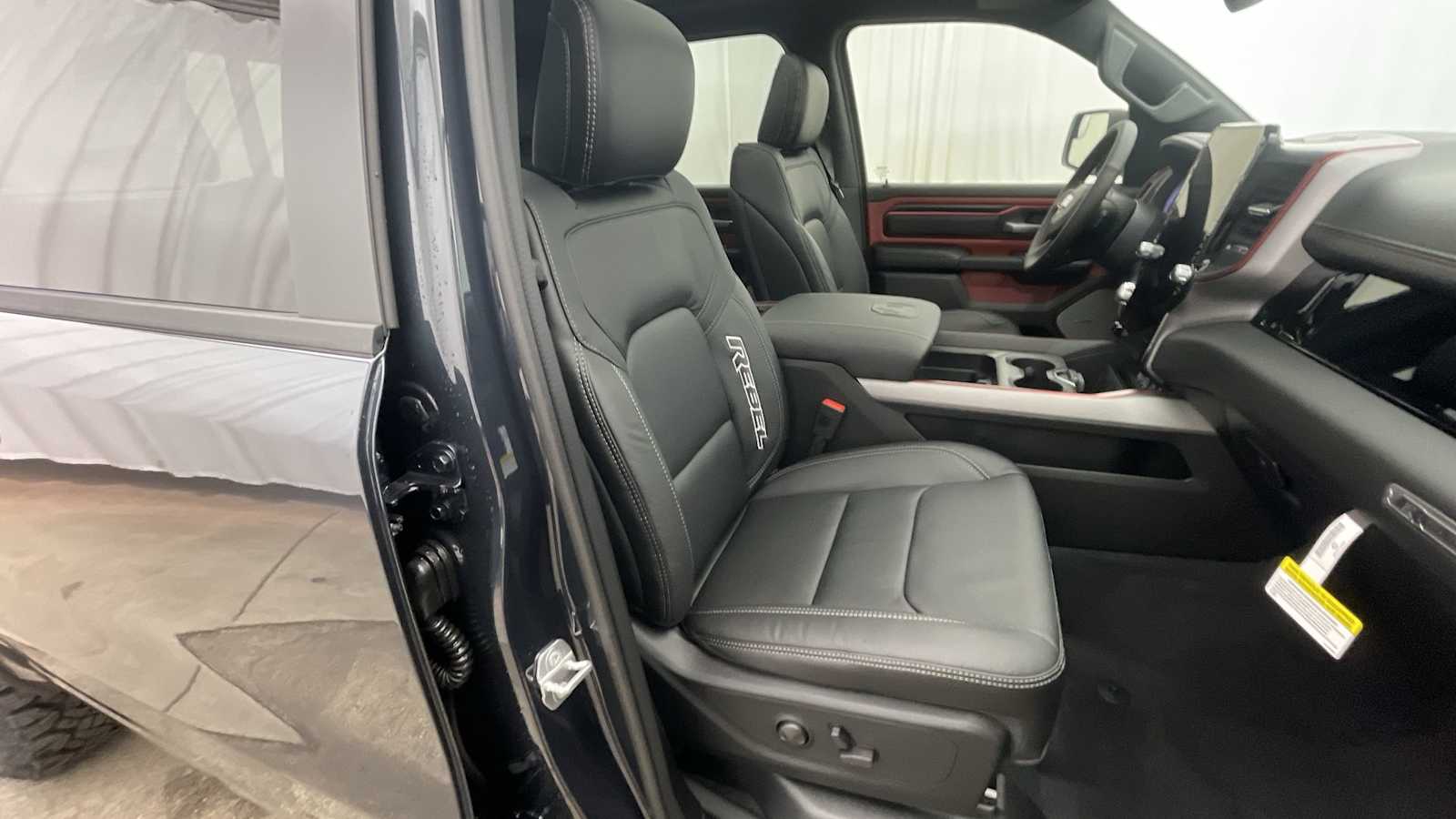 Thumbnail: 2026 RAM 1500 - 13