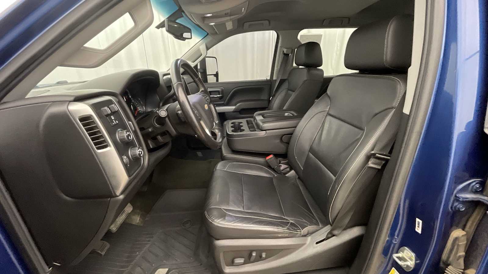 Thumbnail: 2018 Chevrolet Silverado 3500 - 5