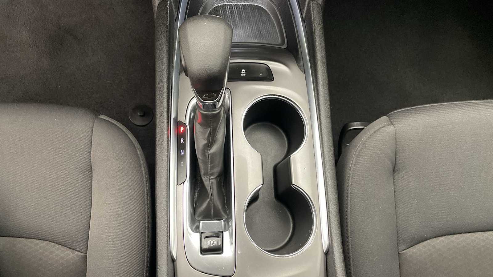 Thumbnail: 2023 Chevrolet Malibu - 19