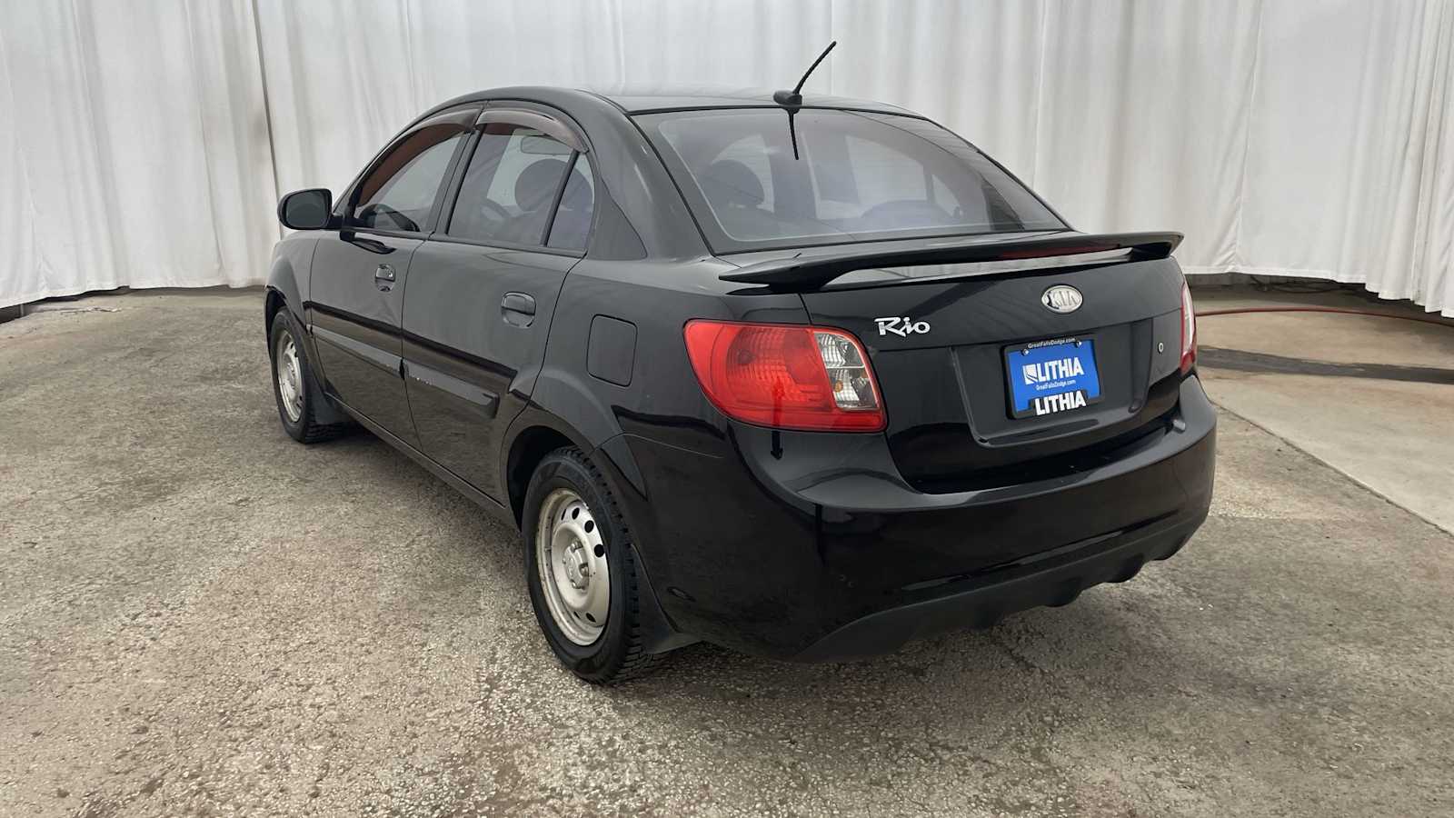 Thumbnail: 2011 Kia Rio - 23