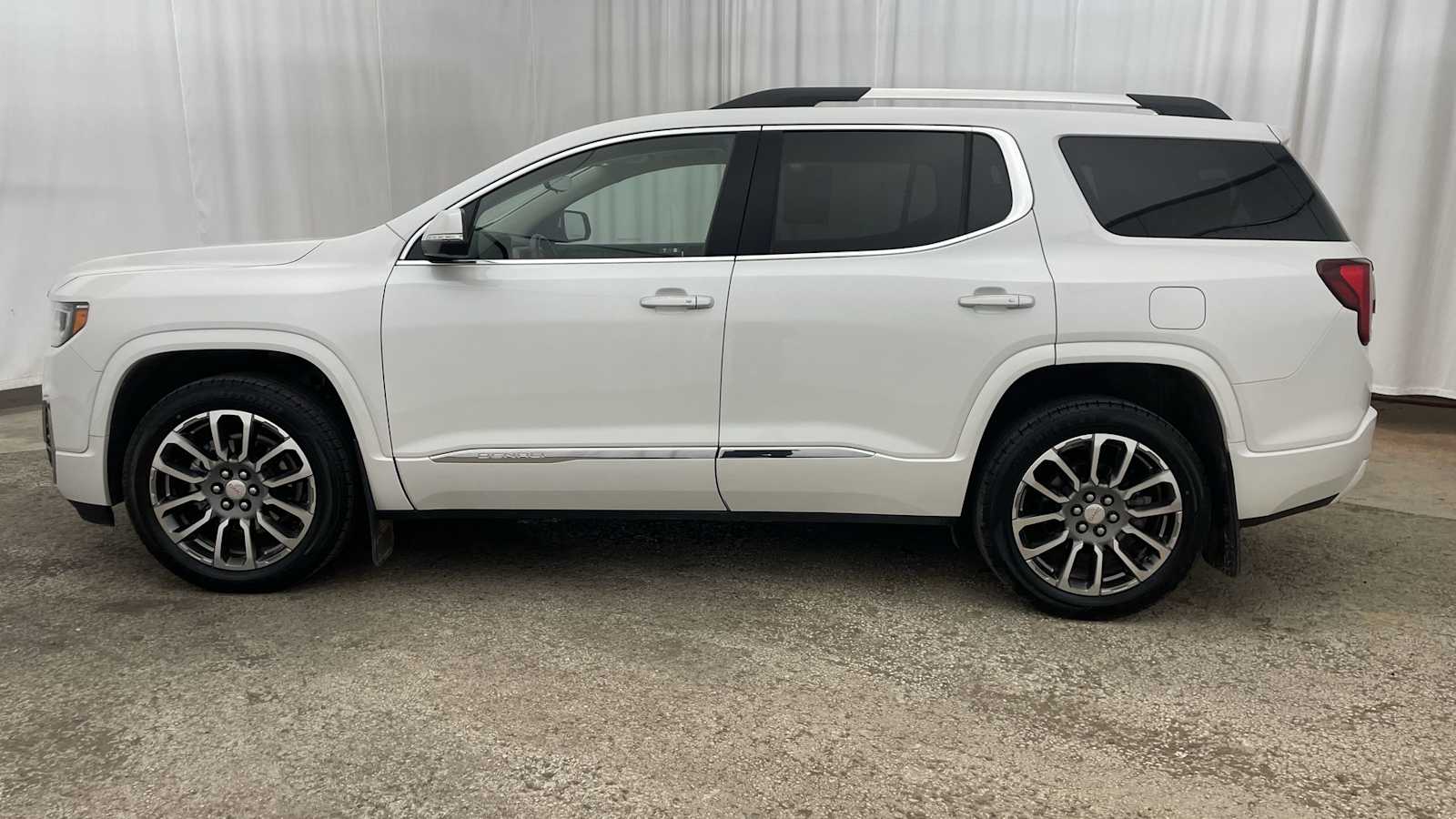 Thumbnail: 2022 GMC Acadia - 34