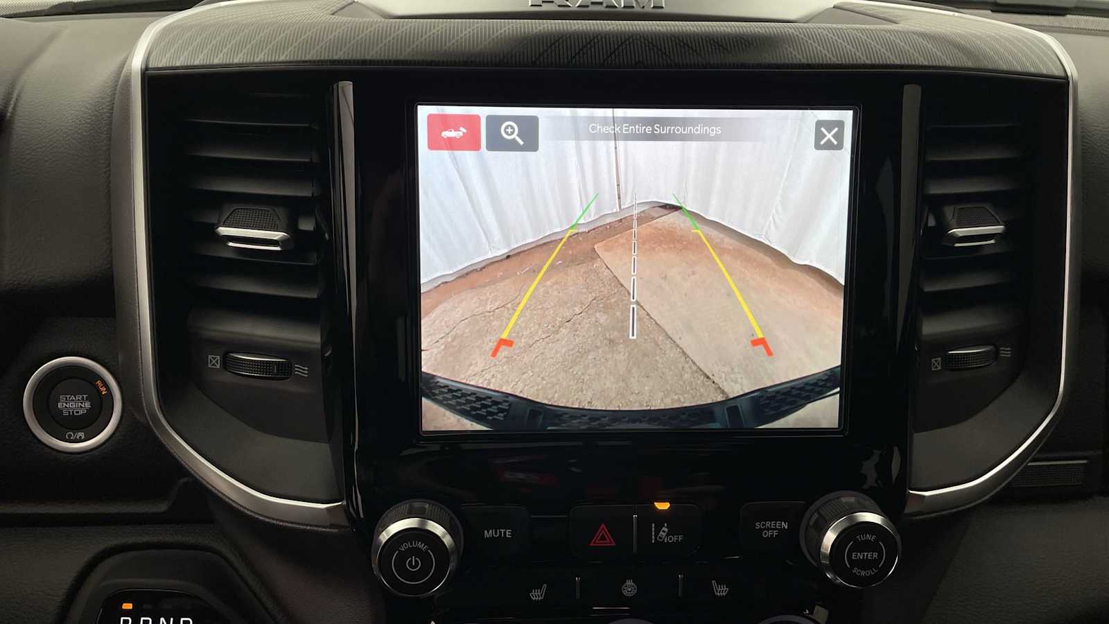 Thumbnail: 2026 RAM 1500 - 4