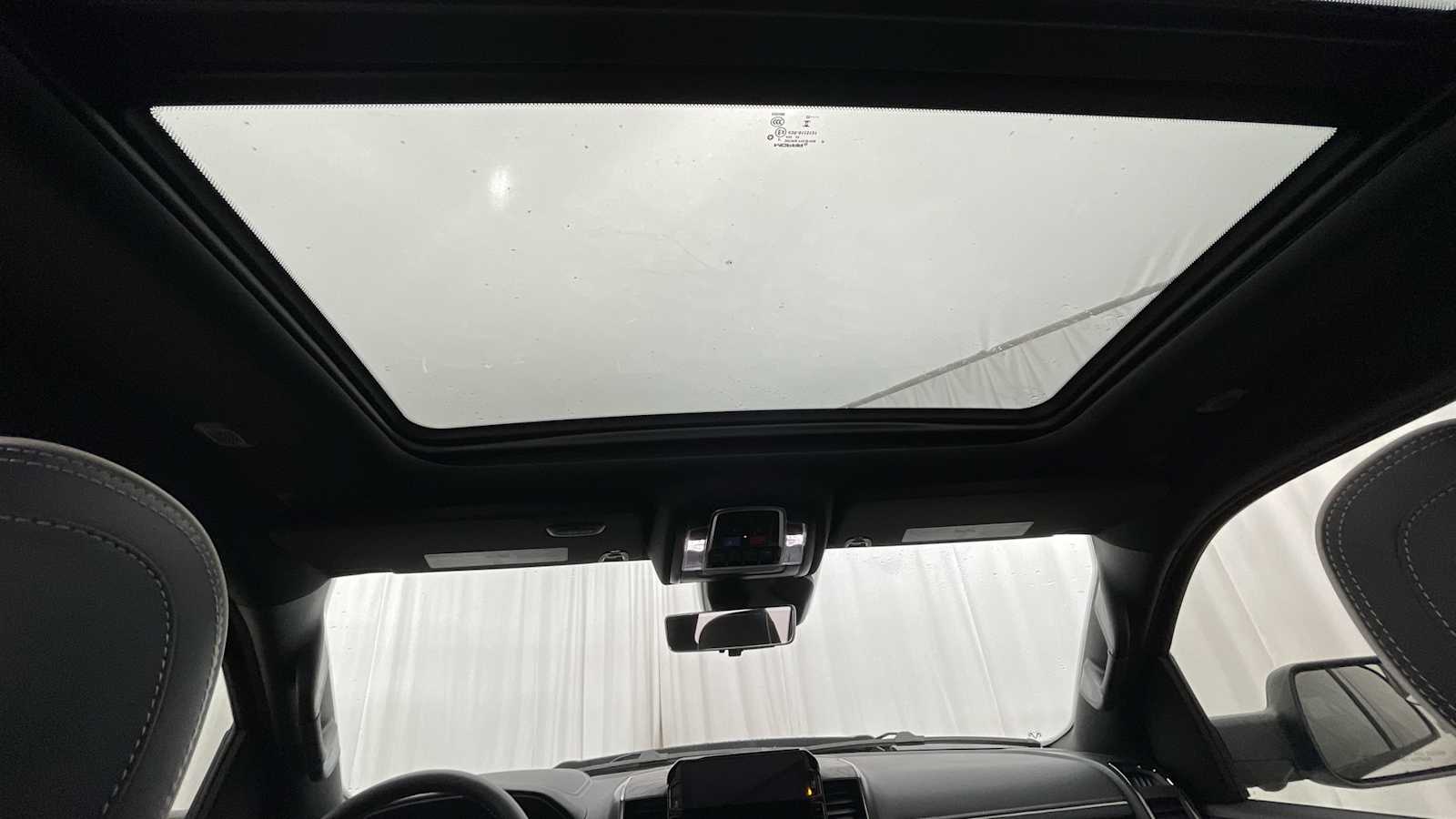 Thumbnail: 2026 RAM 1500 - 9