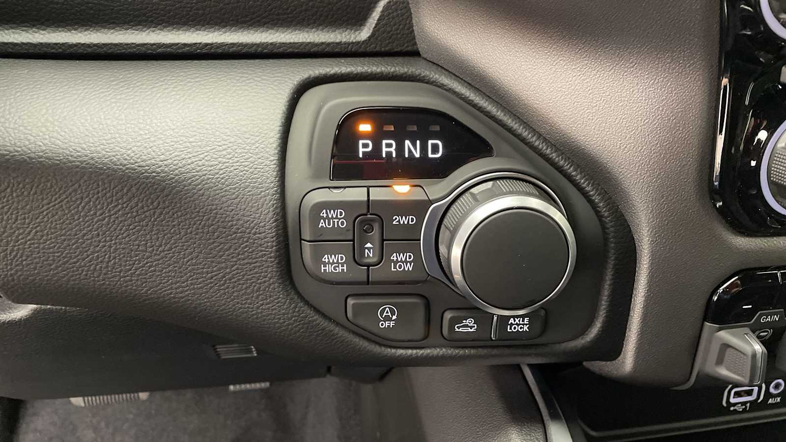 Thumbnail: 2026 RAM 1500 - 18