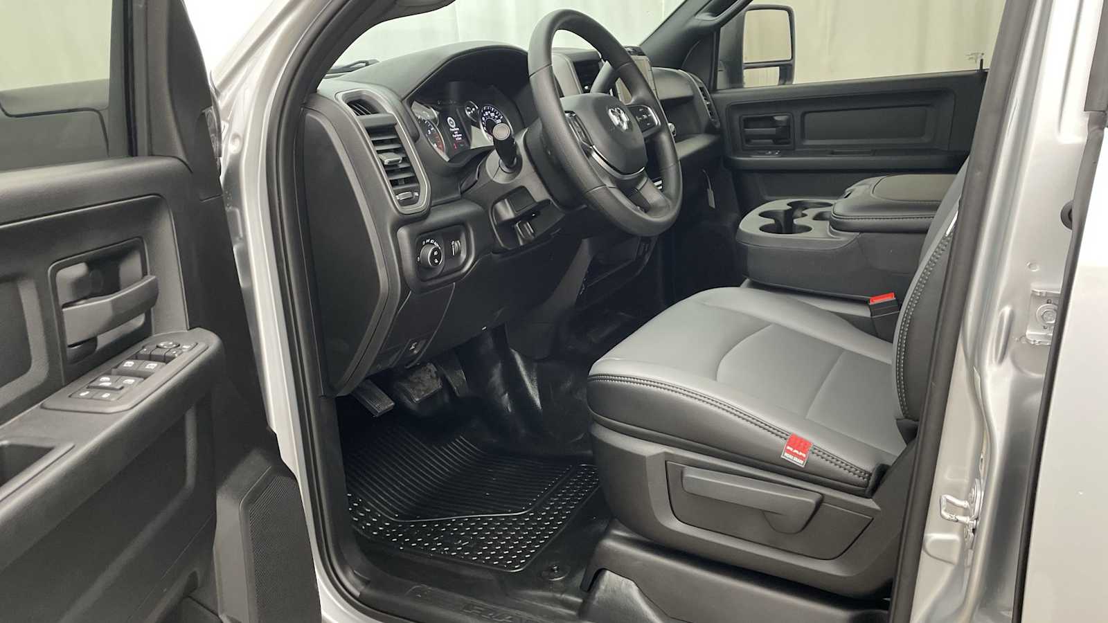 Thumbnail: 2026 RAM 3500 - 2