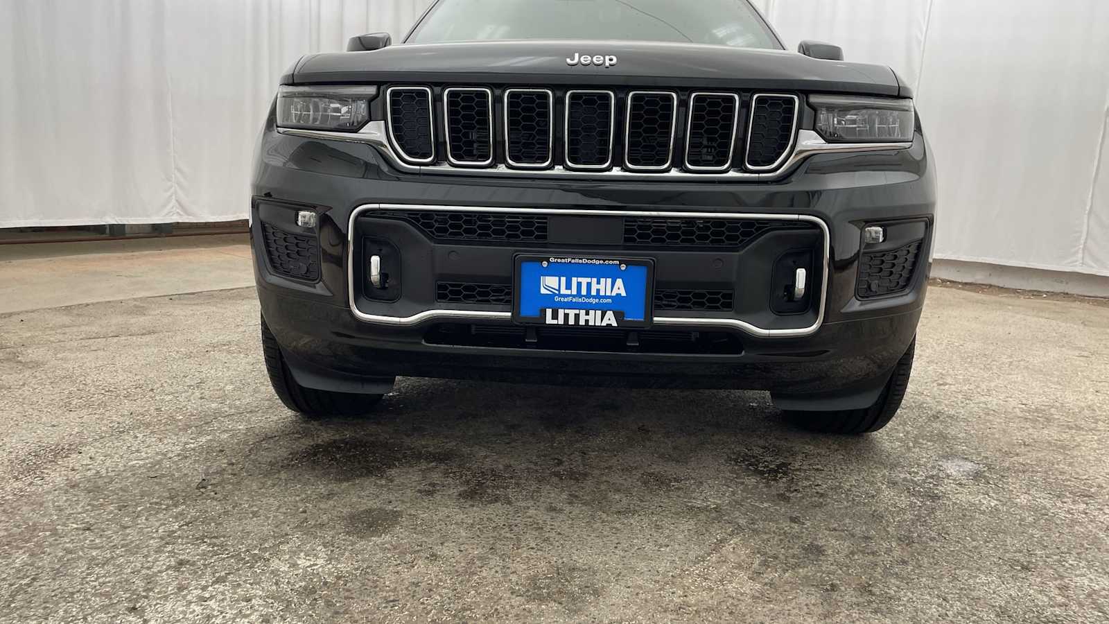 Thumbnail: 2025 Jeep Grand Cherokee - 43