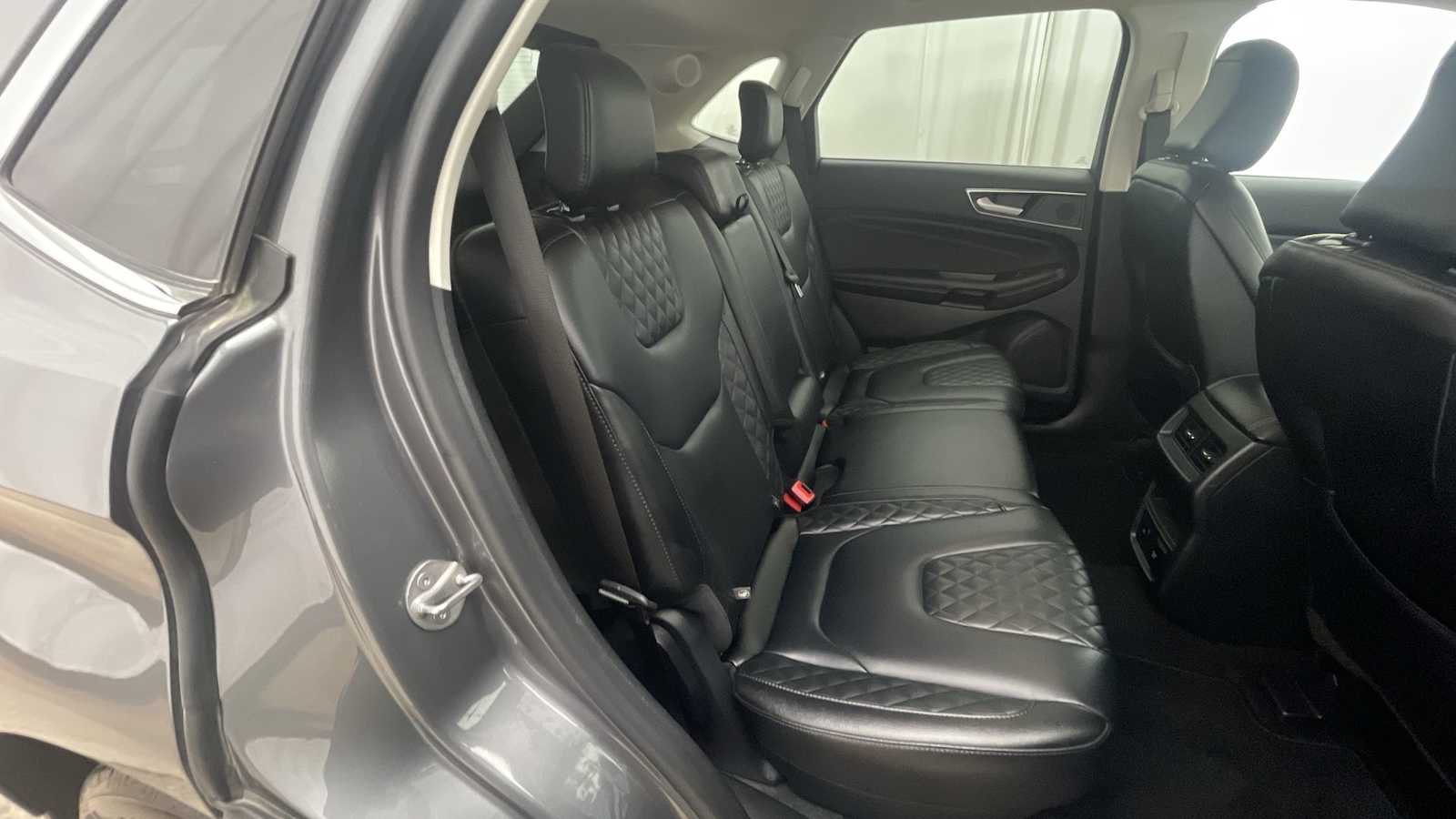 Thumbnail: 2024 Ford Edge - 9