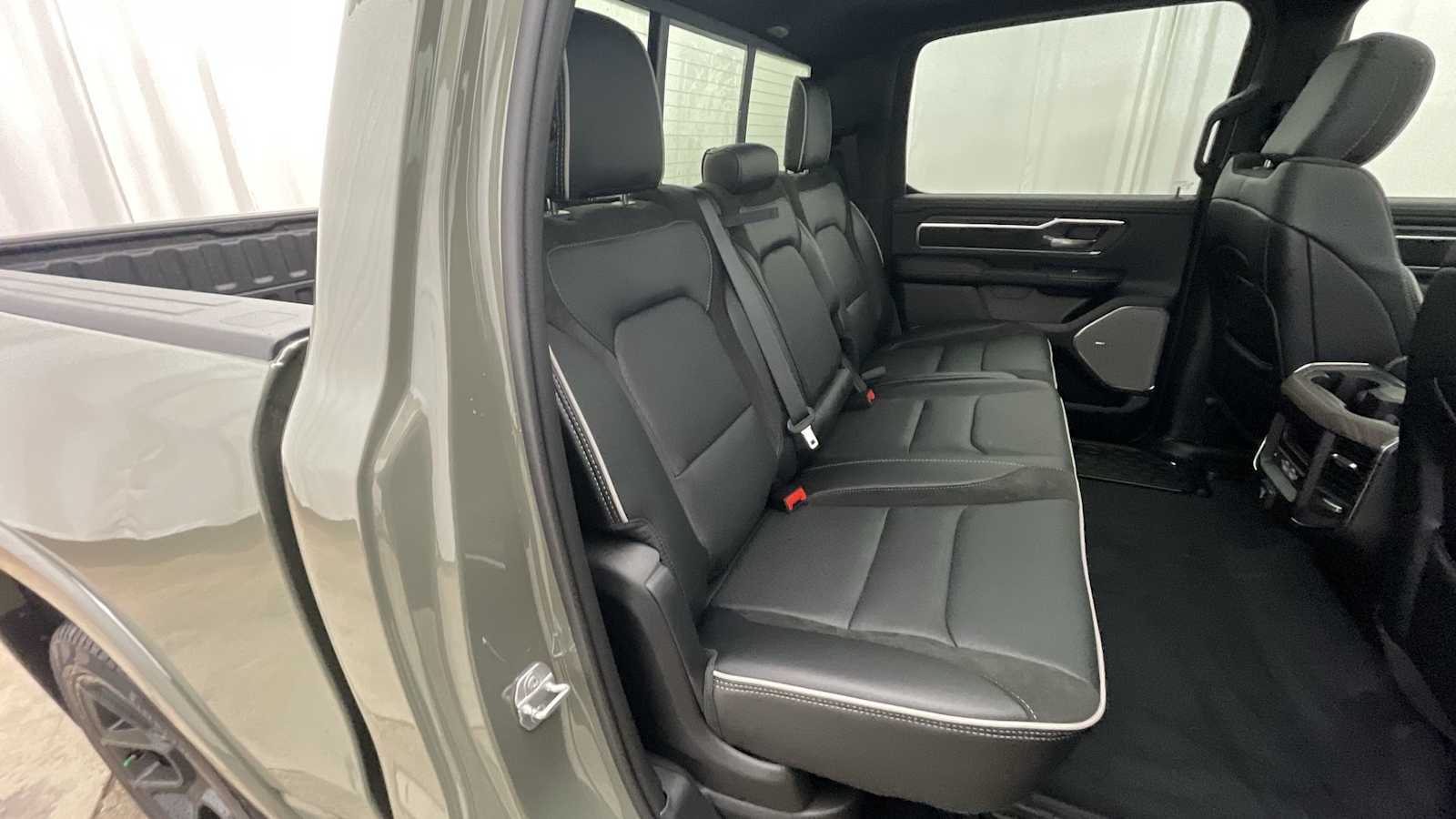 Thumbnail: 2026 RAM 1500 - 11