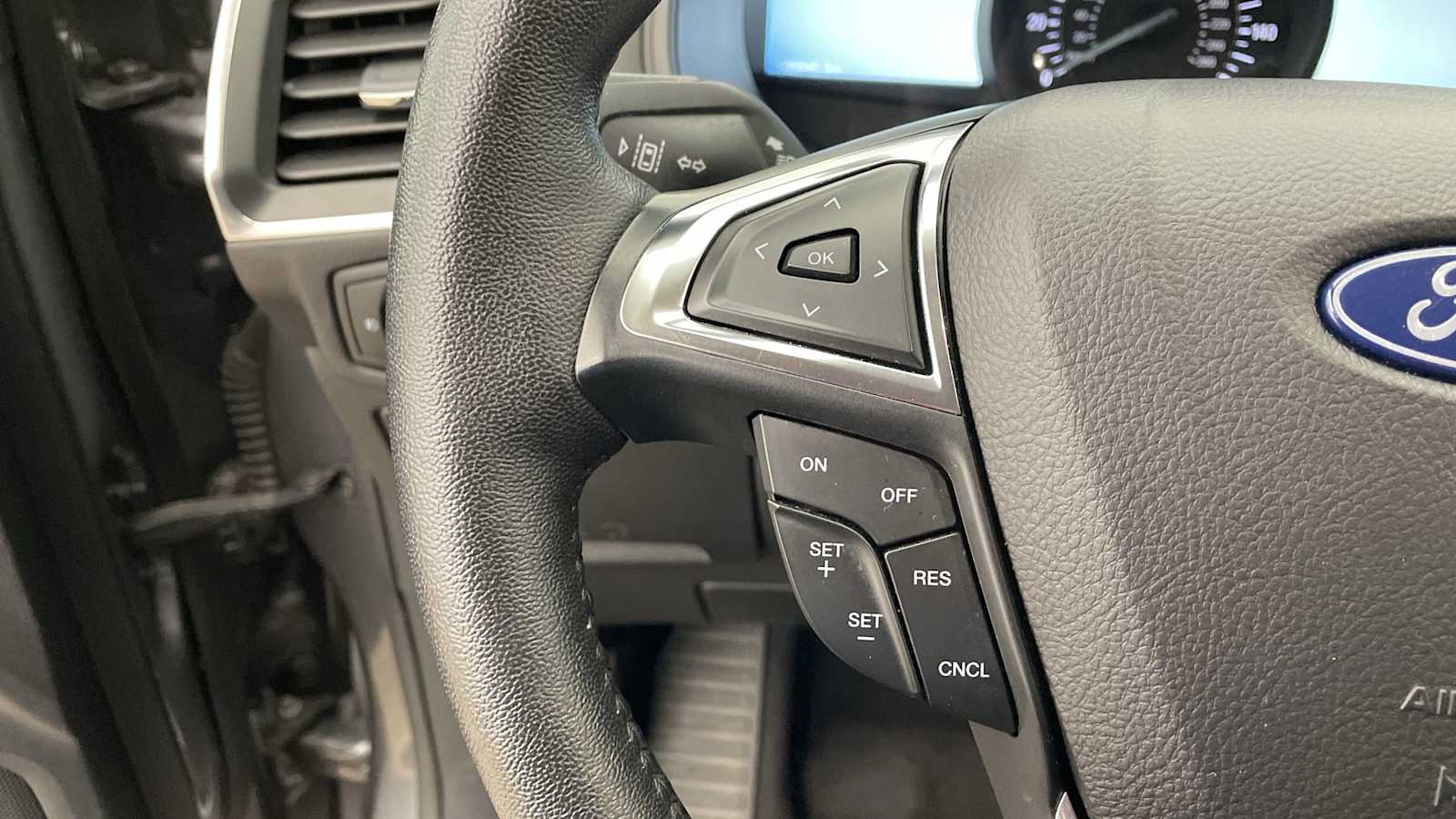 Thumbnail: 2024 Ford Edge - 12