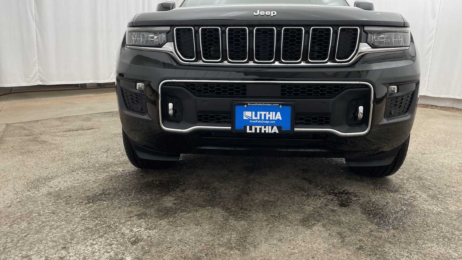 Thumbnail: 2025 Jeep Grand Cherokee - 41