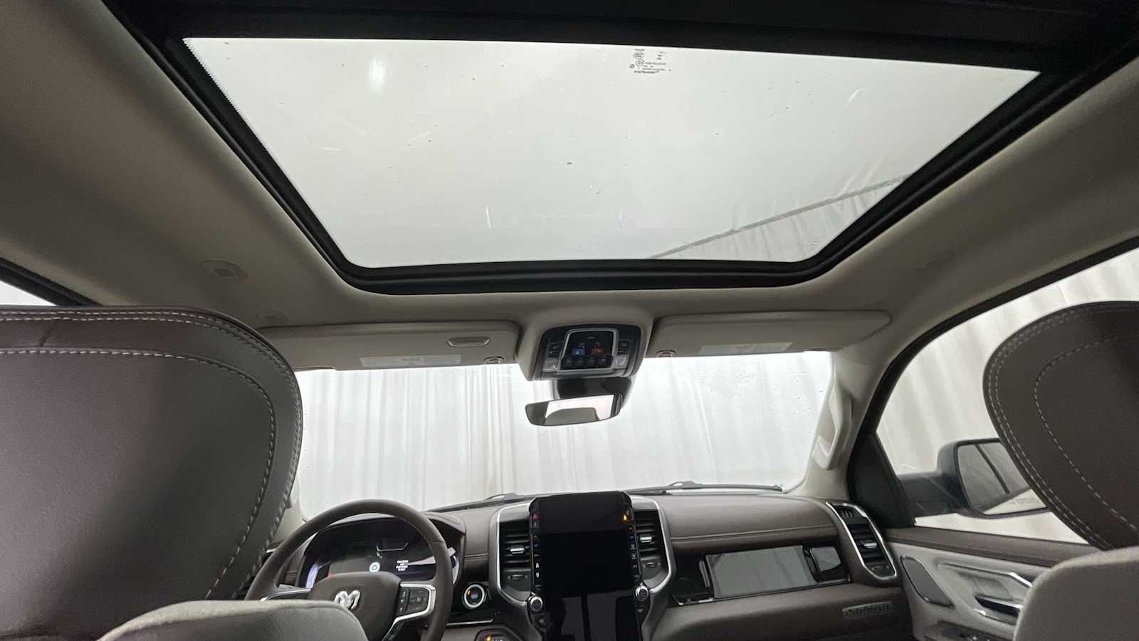 Thumbnail: 2026 RAM 1500 - 9