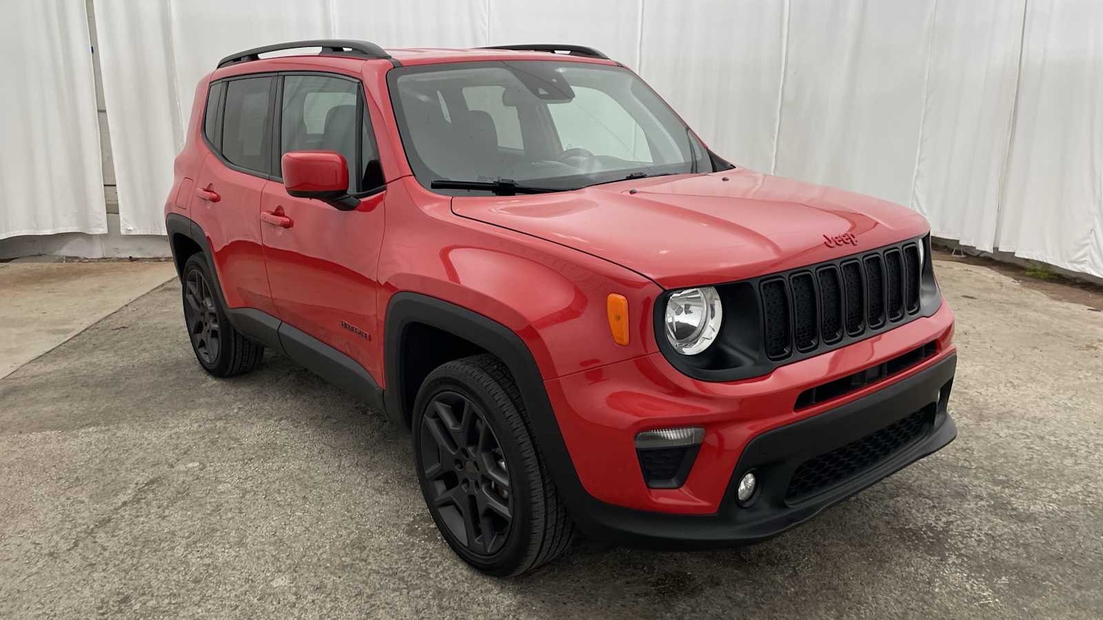 Thumbnail: 2022 Jeep Renegade - 35