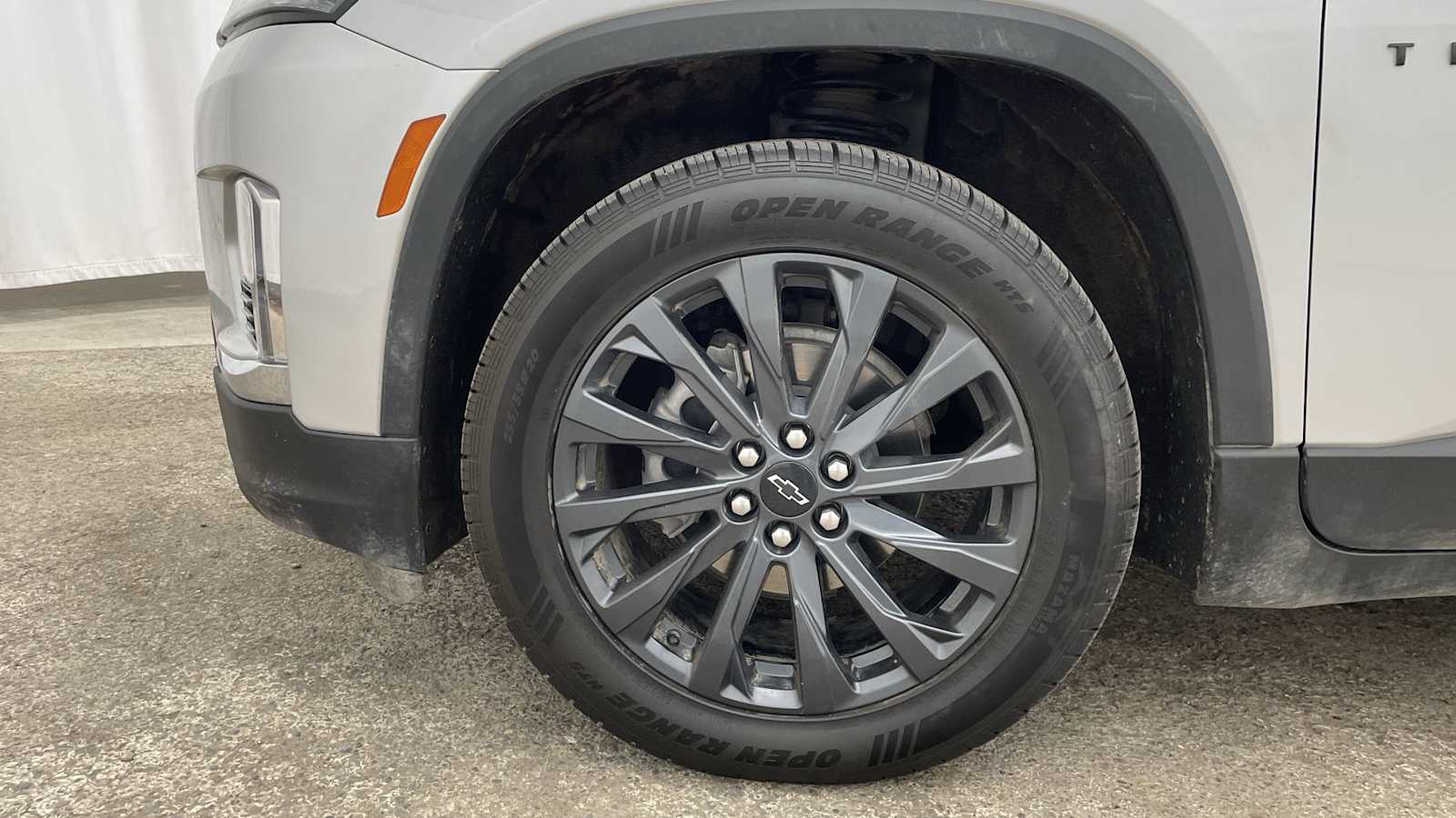 Thumbnail: 2022 Chevrolet Traverse - 41