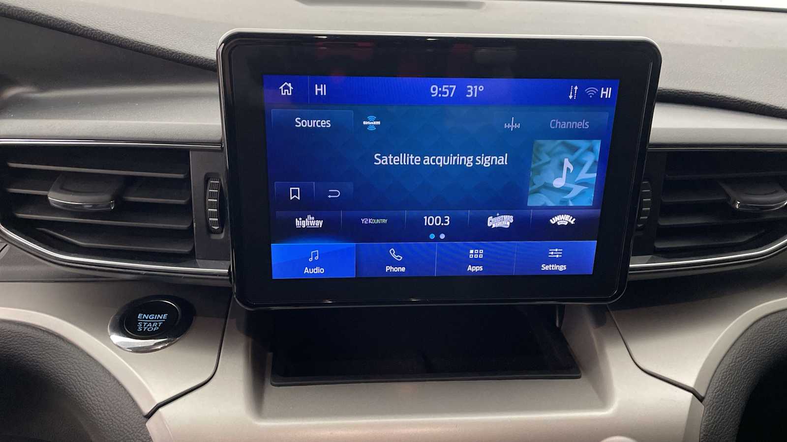 Thumbnail: 2022 Ford Explorer - 18