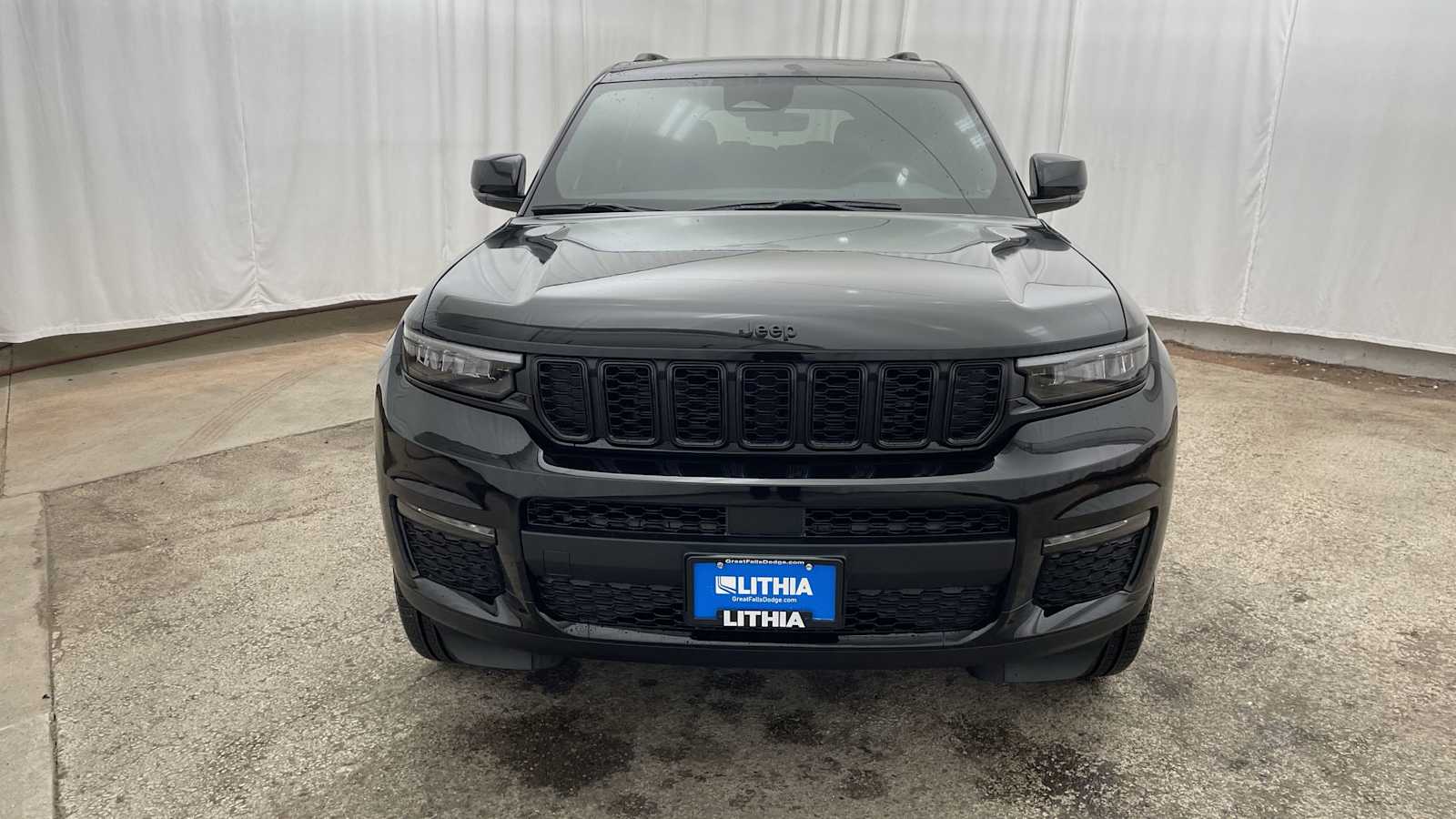 Thumbnail: 2025 Jeep Grand Cherokee - 41