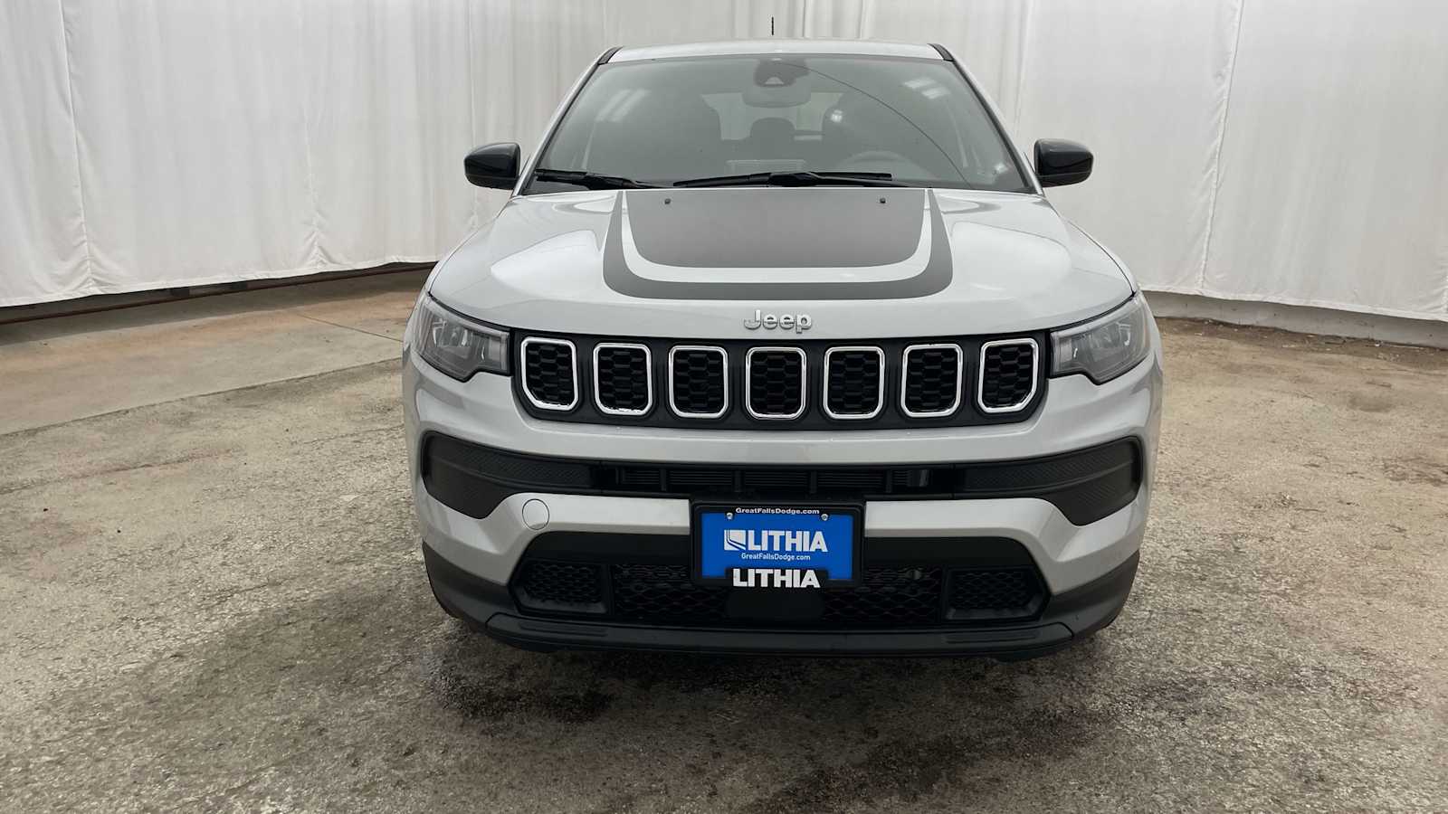 Thumbnail: 2025 Jeep Compass - 34