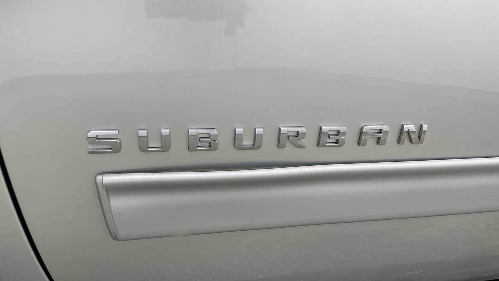 Thumbnail: 2014 Chevrolet Suburban - 42