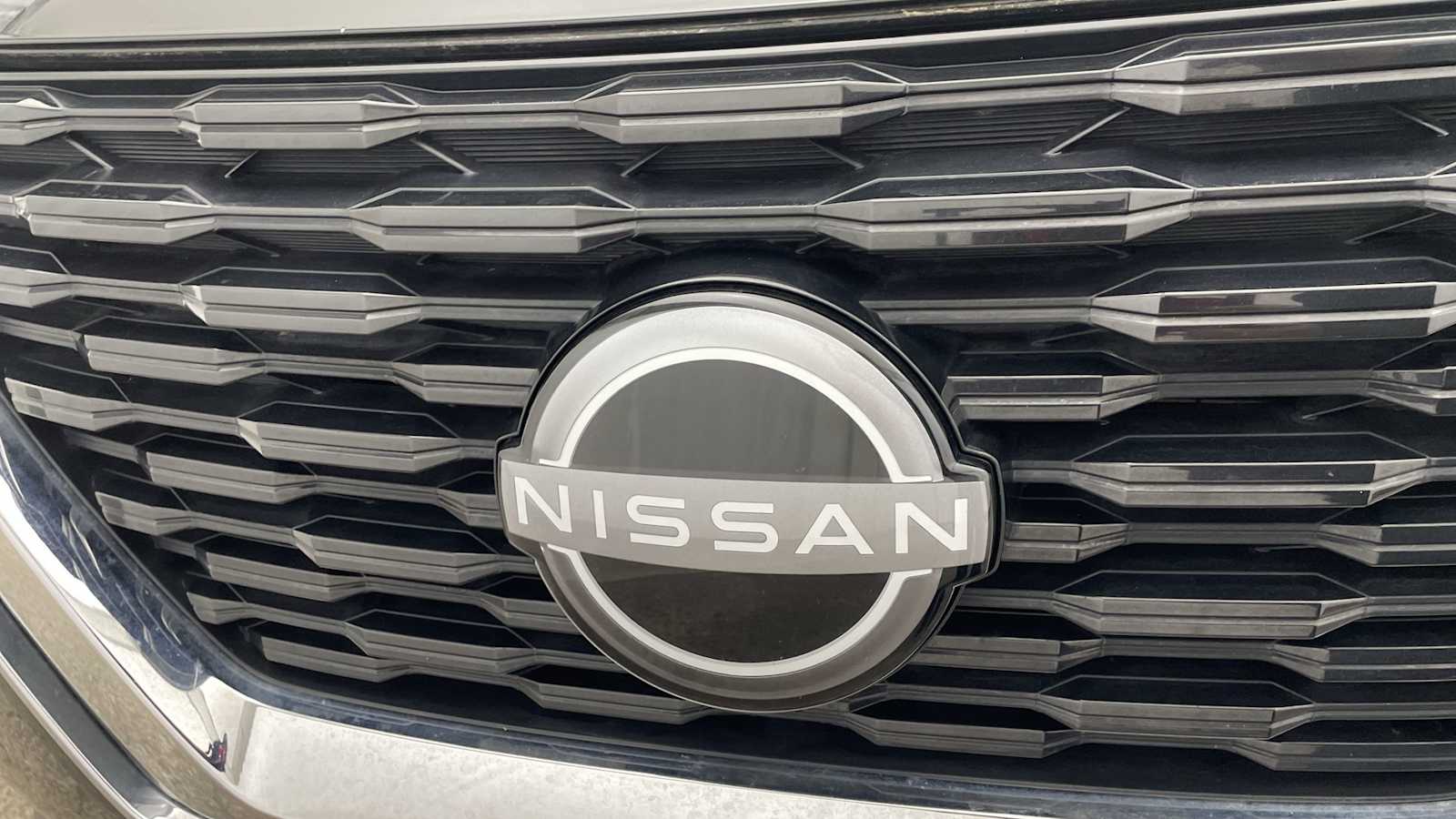 Thumbnail: 2023 Nissan Rogue - 32