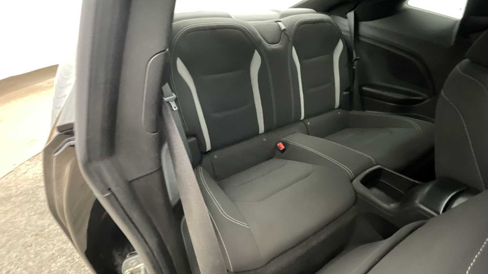 Thumbnail: 2019 Chevrolet Camaro - 9