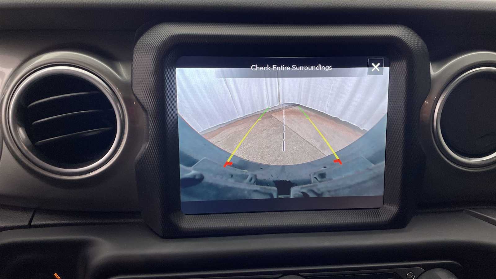 Thumbnail: 2020 Jeep Wrangler - 5