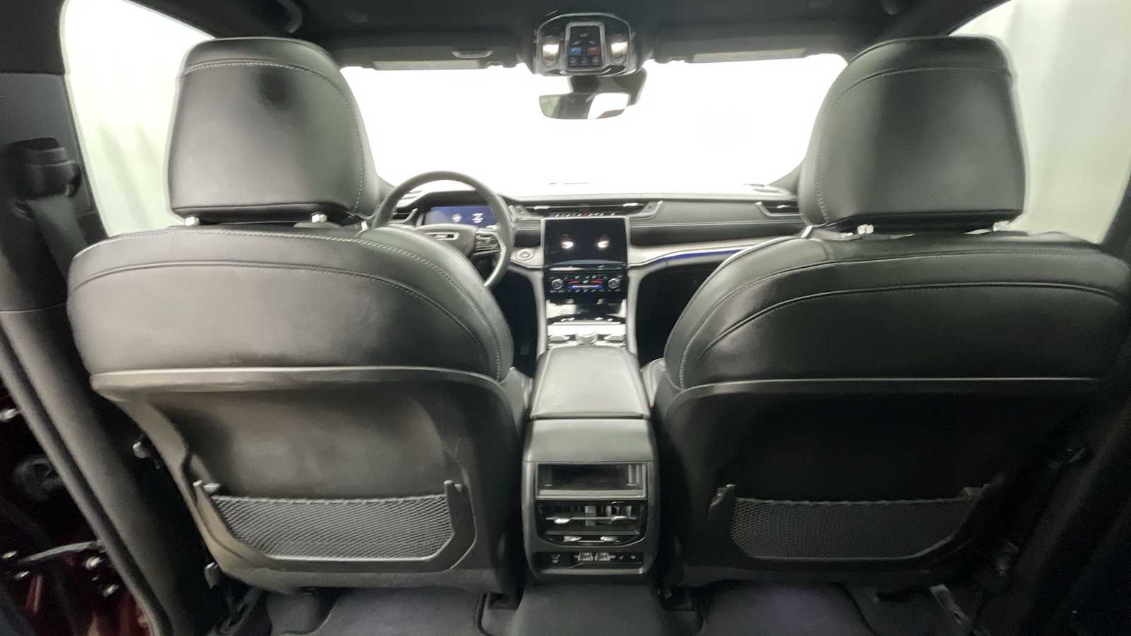 Thumbnail: 2023 Jeep Grand Cherokee - 8