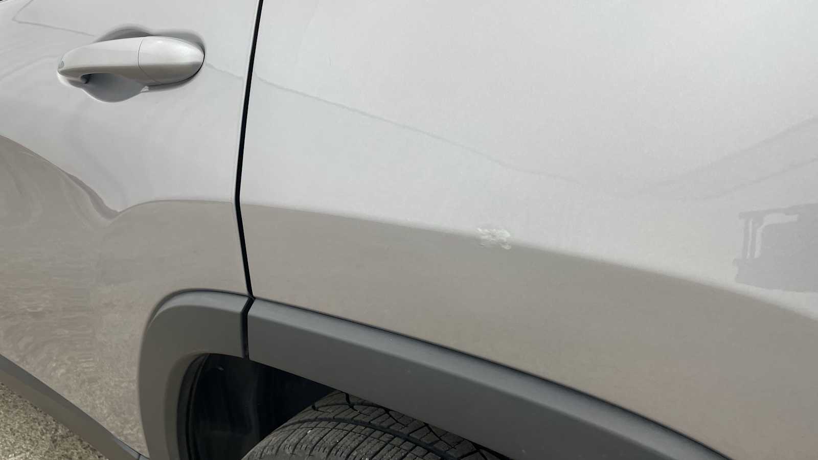 Thumbnail: 2019 Jeep Cherokee - 44