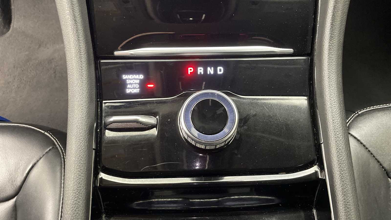 Thumbnail: 2022 Jeep Grand Cherokee - 21