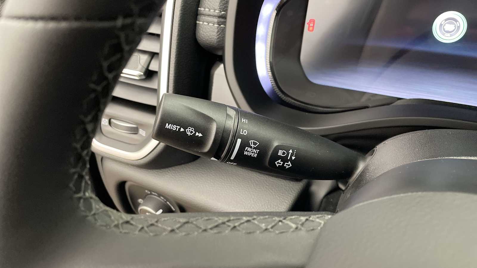 Thumbnail: 2026 RAM 1500 - 17